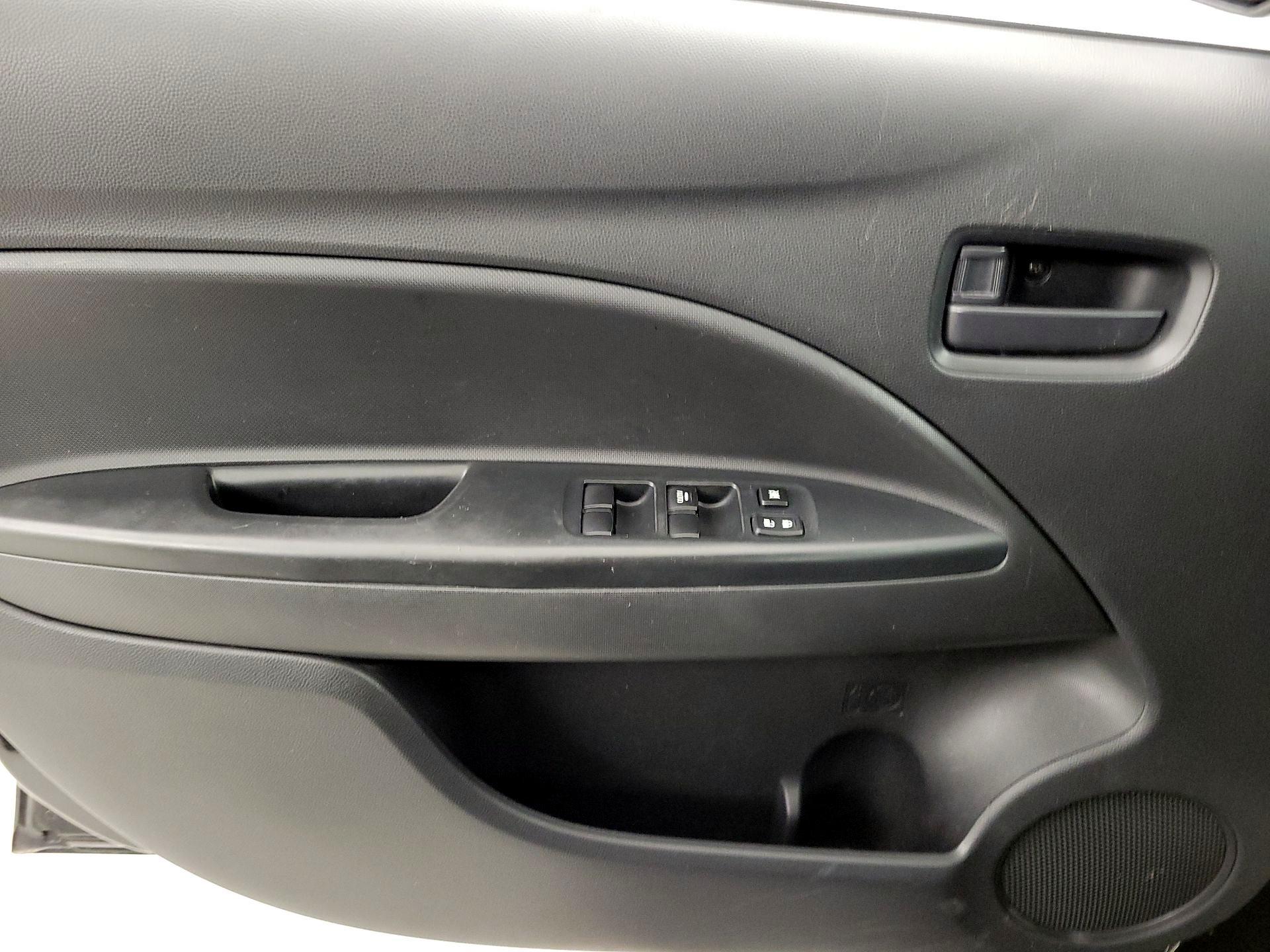 Thumbnail: 2024 Mitsubishi Mirage - 12