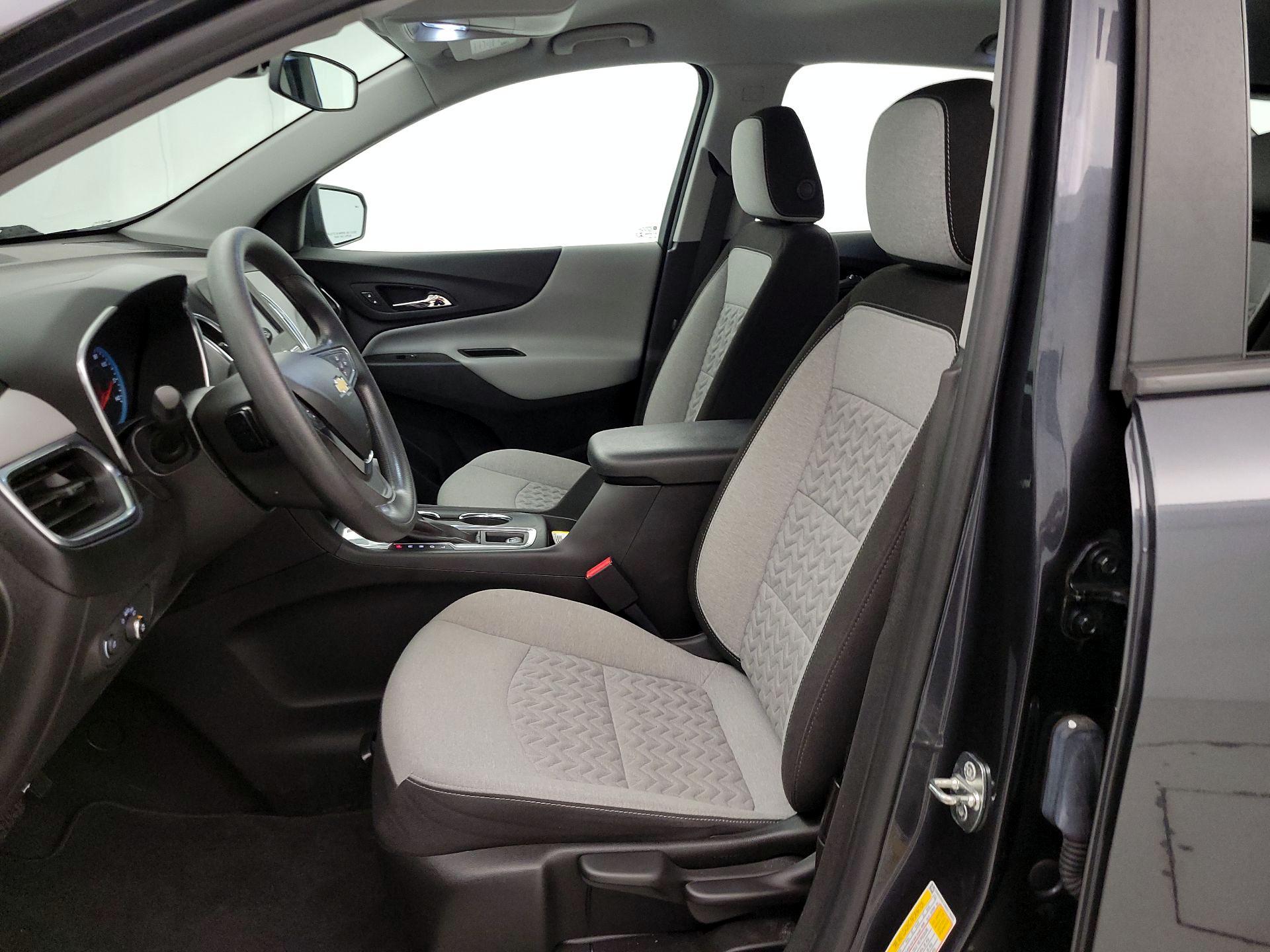 Thumbnail: 2022 Chevrolet Equinox - 11