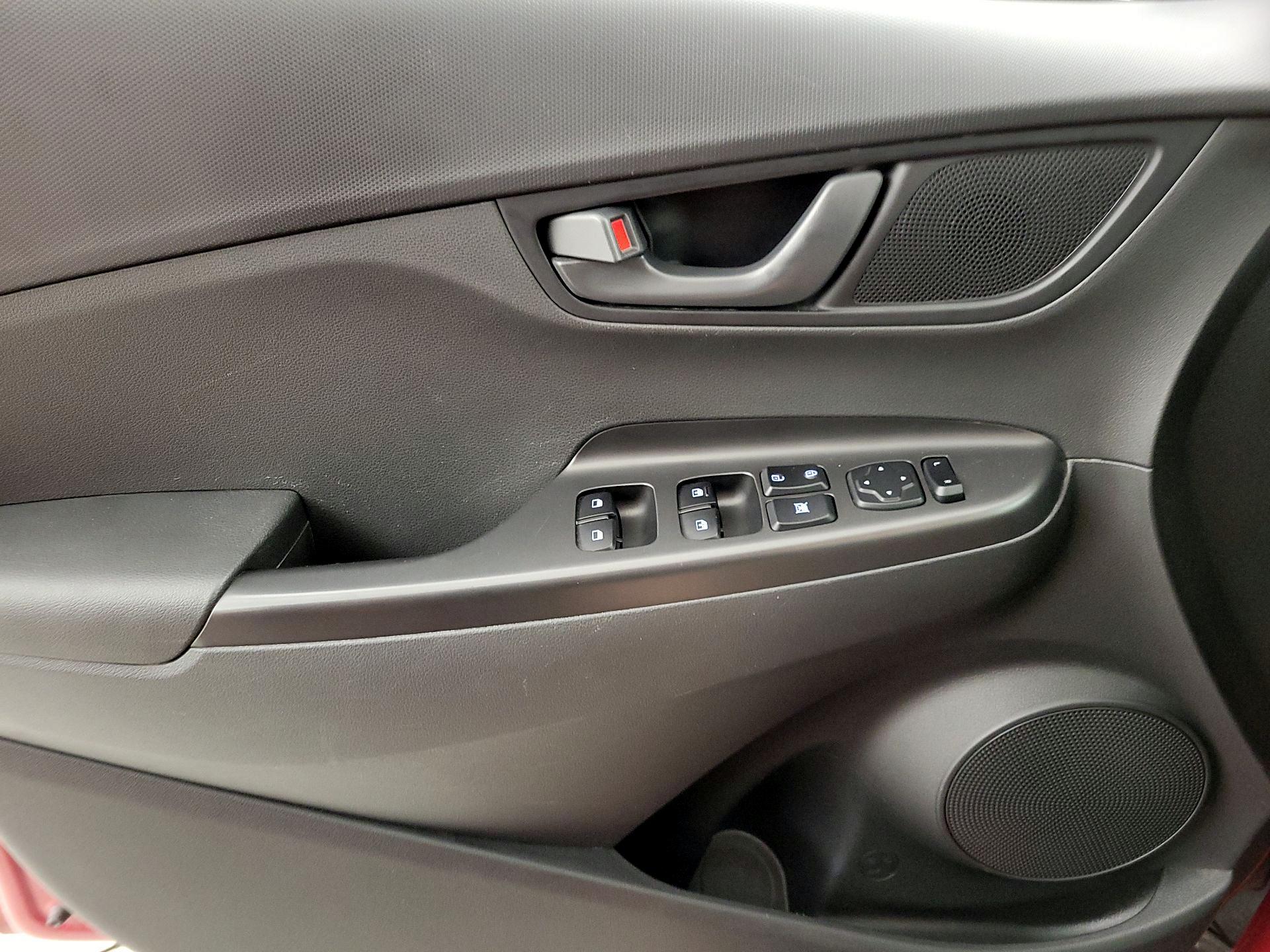 Thumbnail: 2021 Hyundai Kona - 12