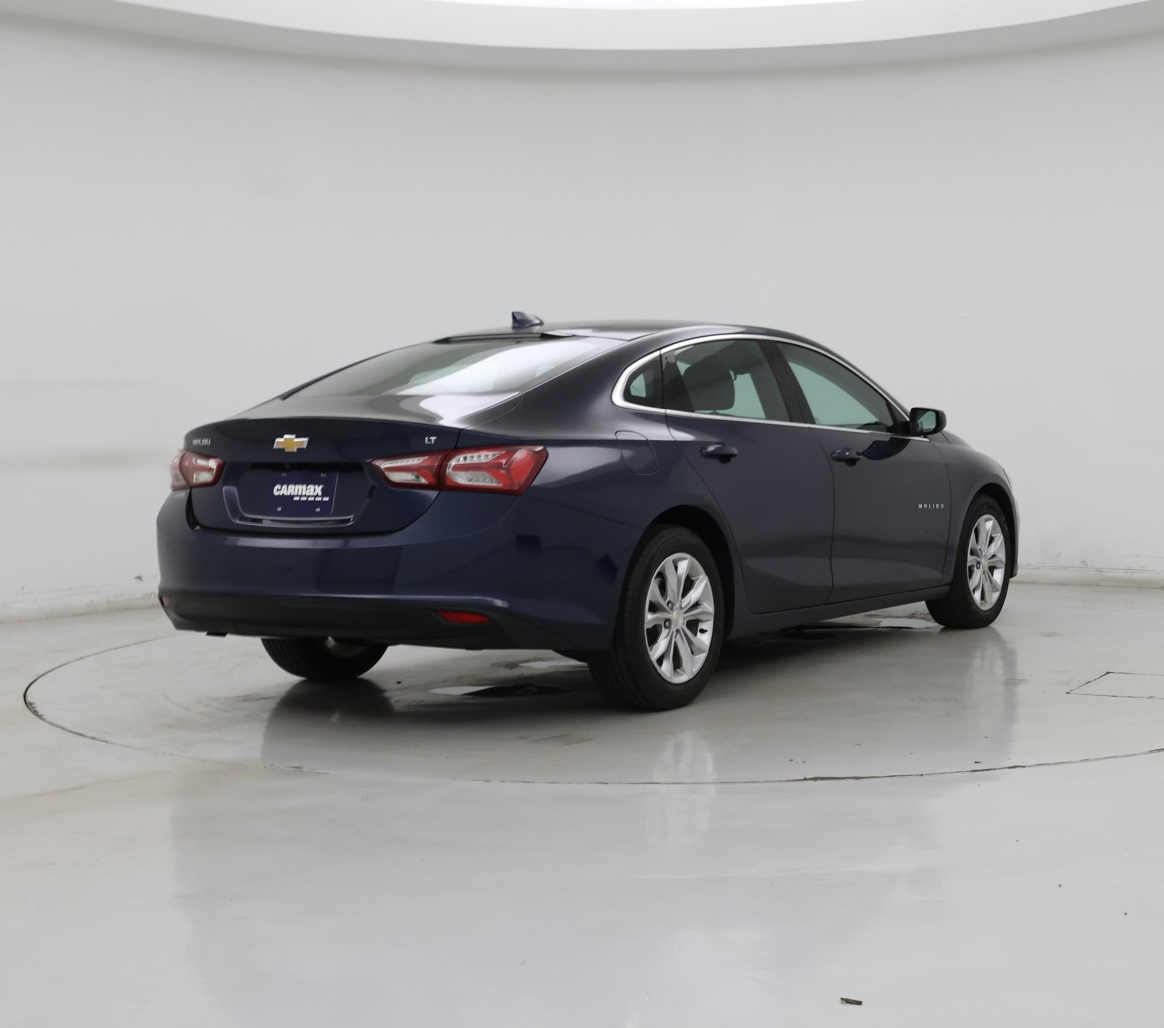 Thumbnail: 2021 Chevrolet Malibu - 8