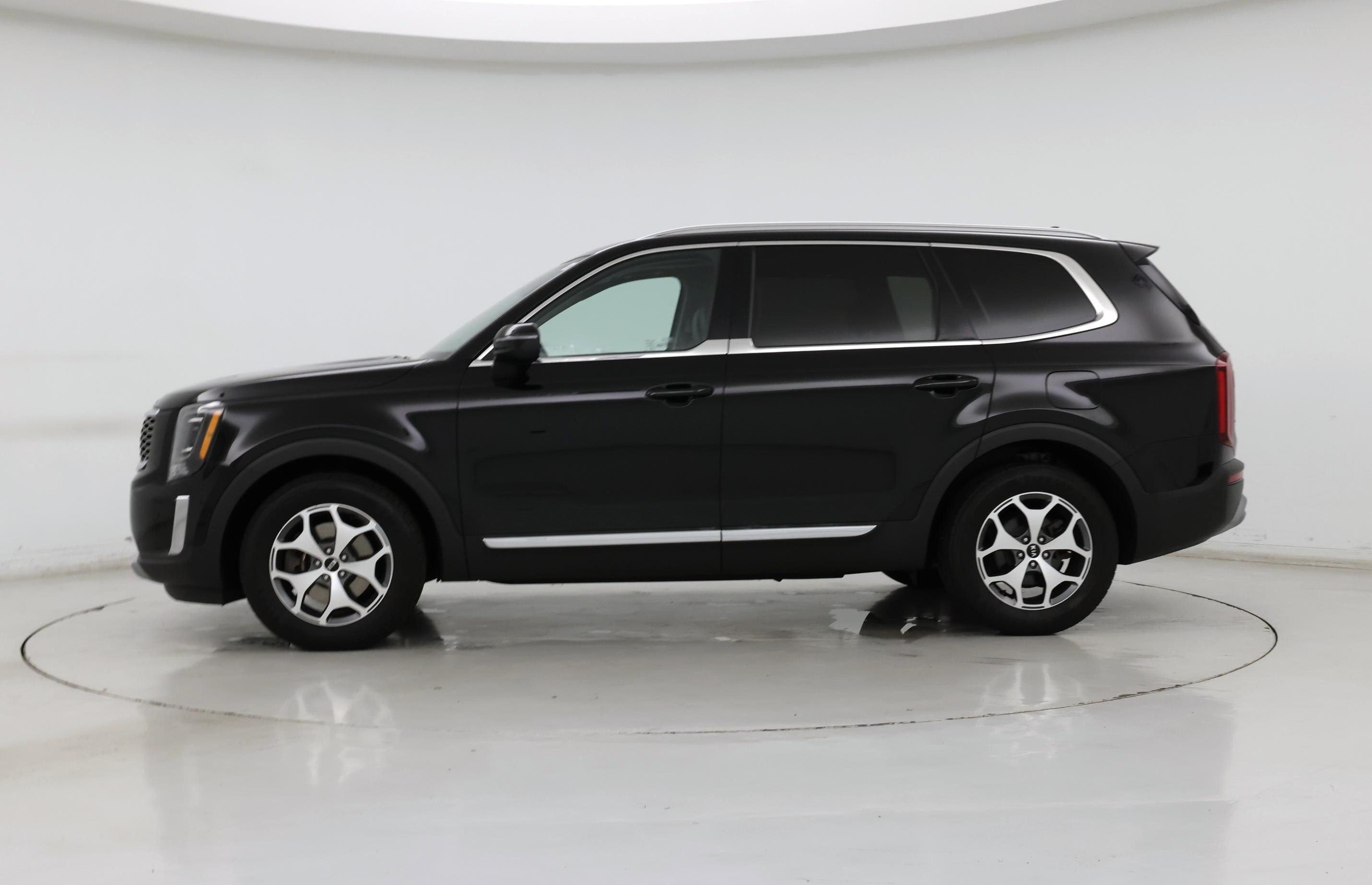 Thumbnail: 2021 Kia Telluride - 3