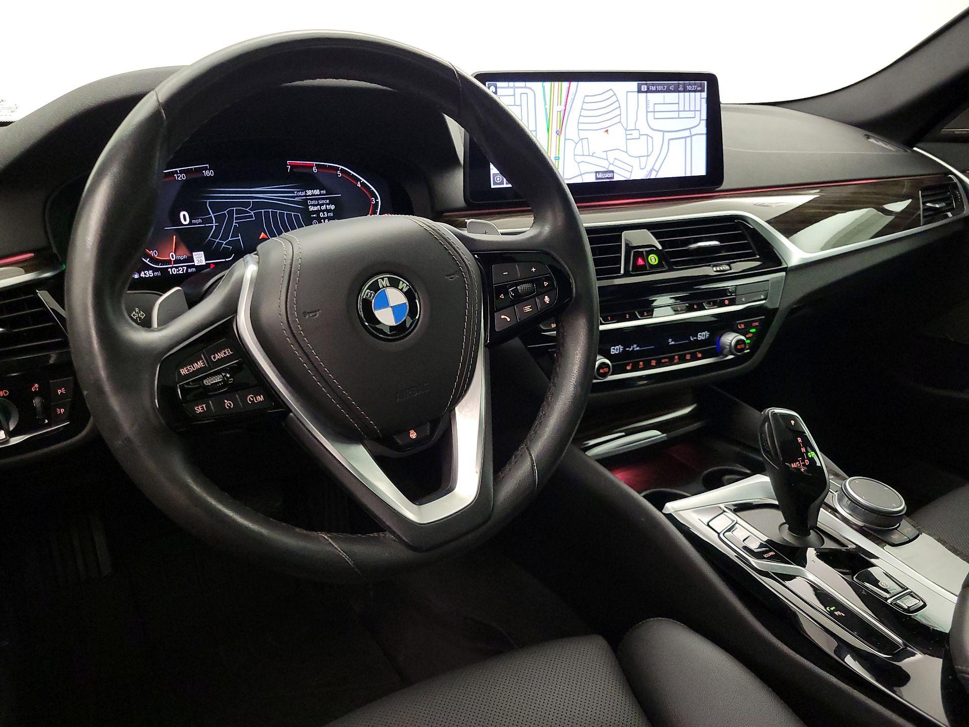Thumbnail: 2022 BMW 5 Series - 9
