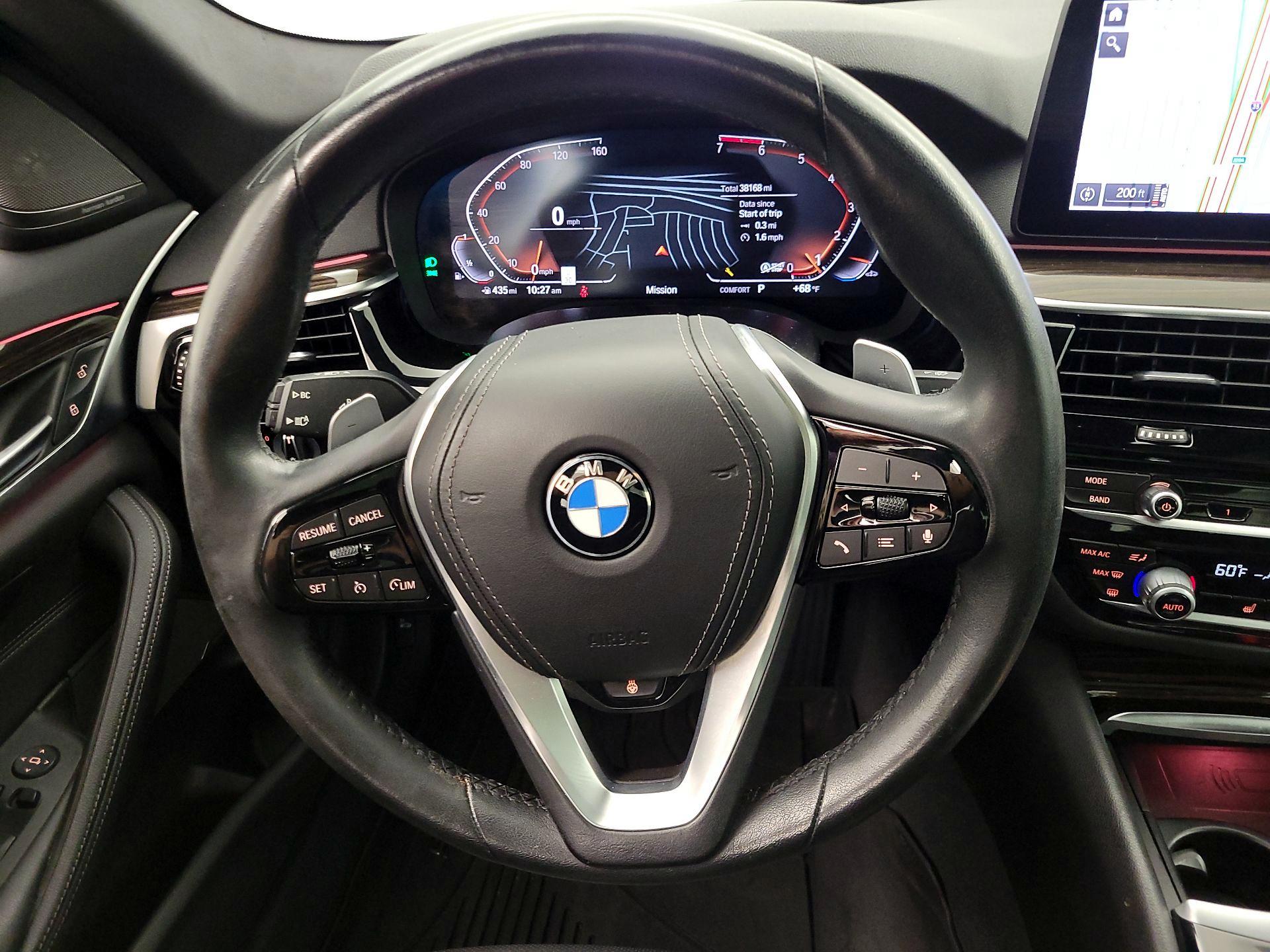Thumbnail: 2022 BMW 5 Series - 10