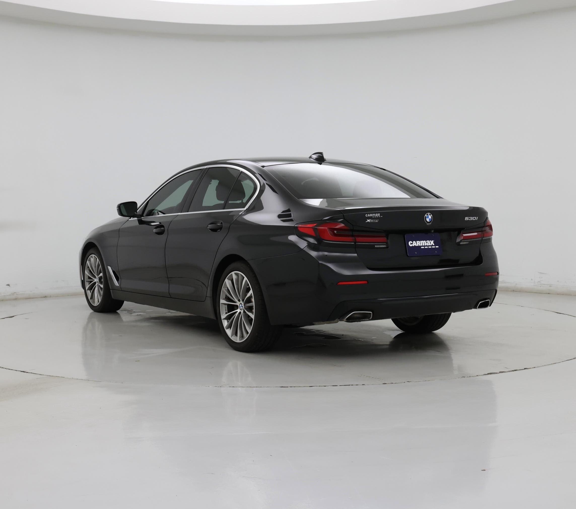 Thumbnail: 2022 BMW 5 Series - 2