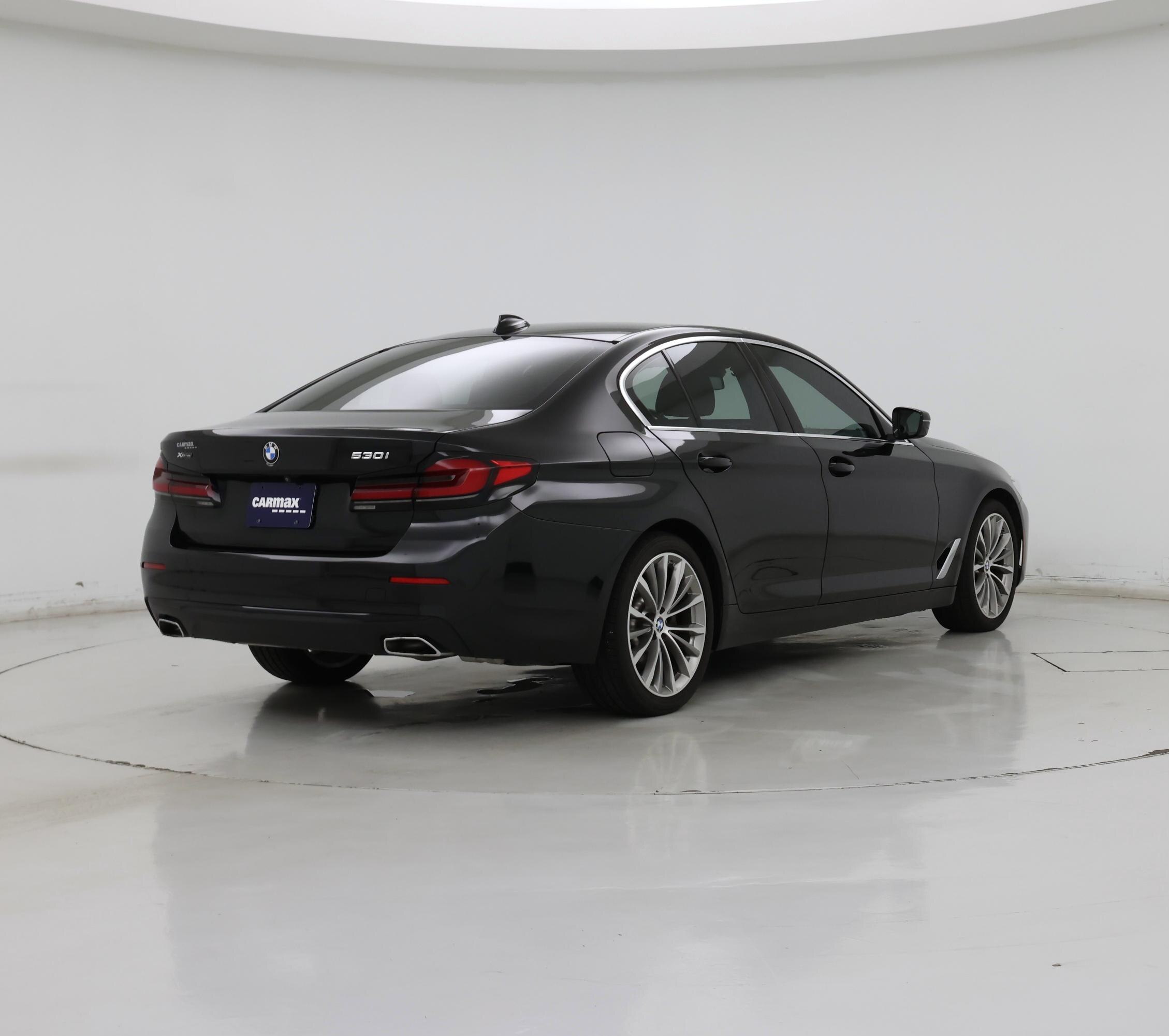 Thumbnail: 2022 BMW 5 Series - 8