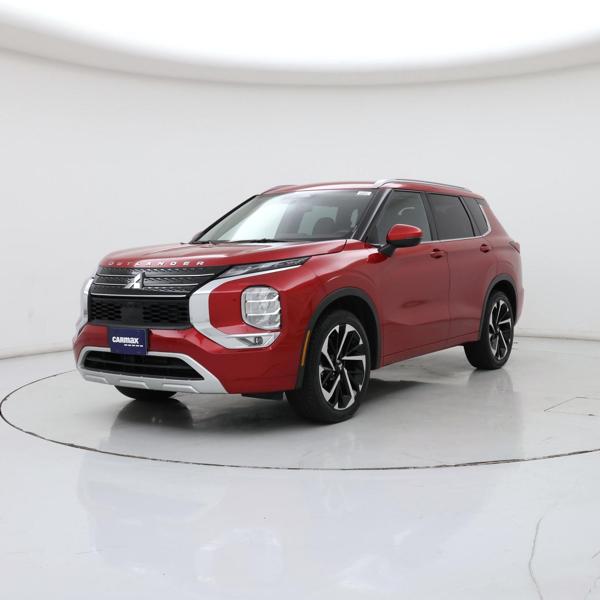 Thumbnail: 2023 Mitsubishi Outlander - 4