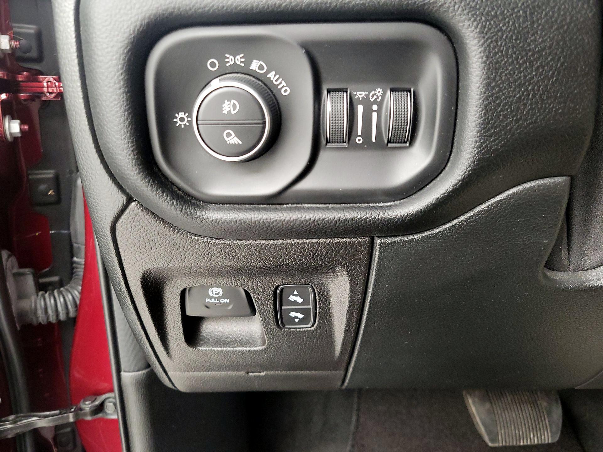 Thumbnail: 2022 RAM 1500 - 13