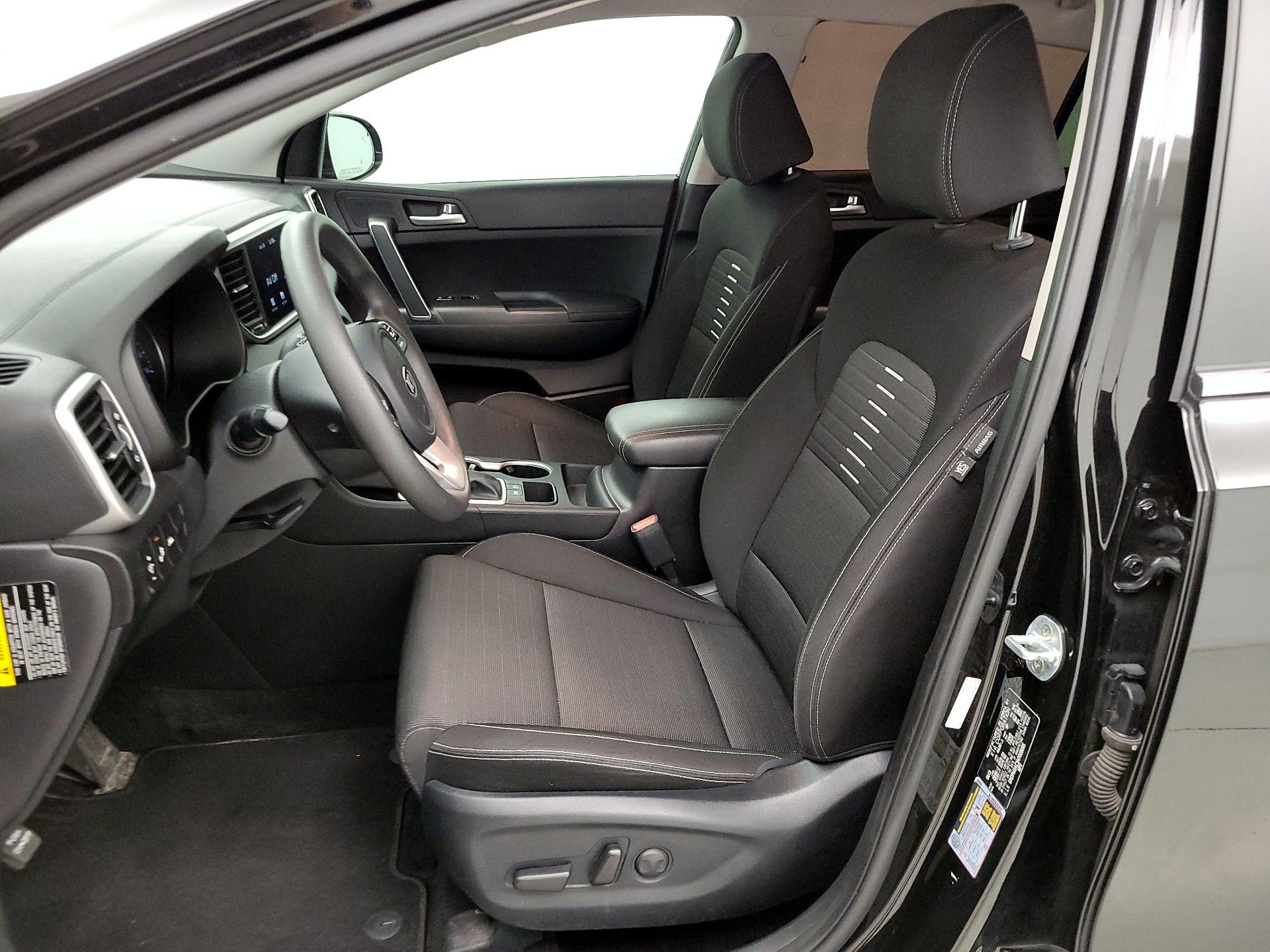 Thumbnail: 2022 Kia Sportage - 11