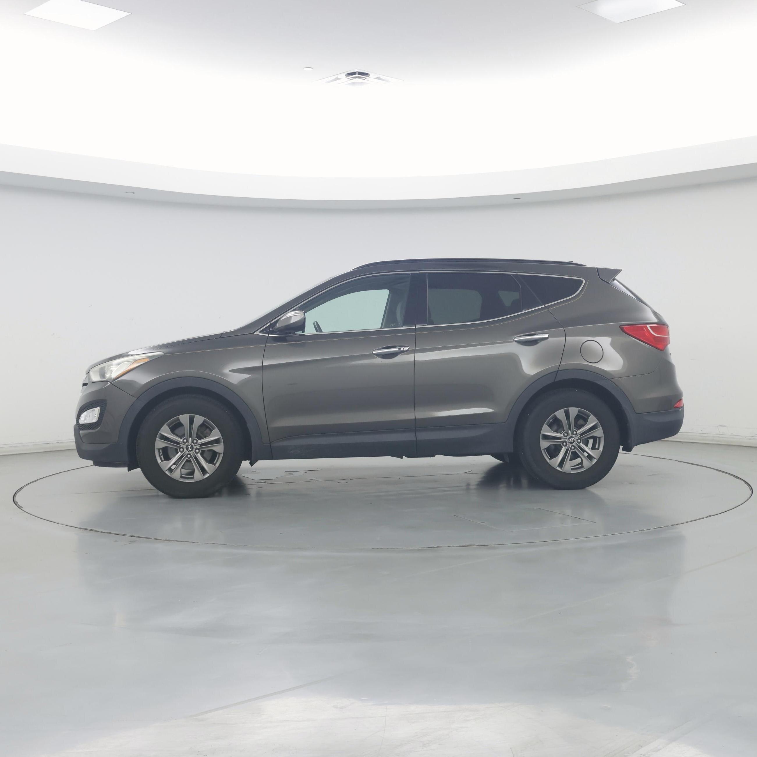 Thumbnail: 2013 Hyundai Santa Fe - 3