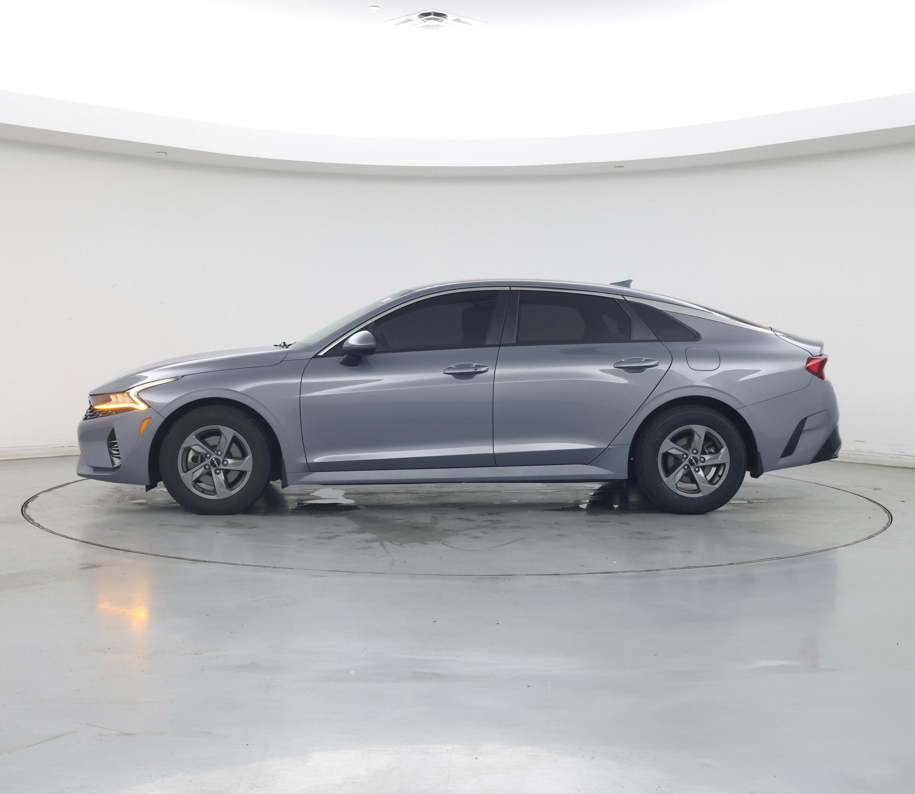 Thumbnail: 2023 Kia K5 - 3