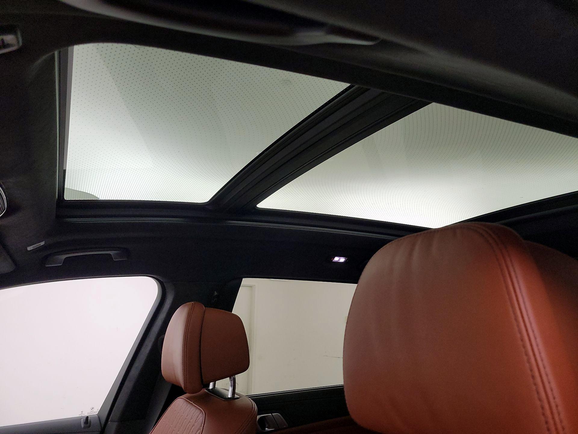 Thumbnail: 2021 BMW X7 - 20