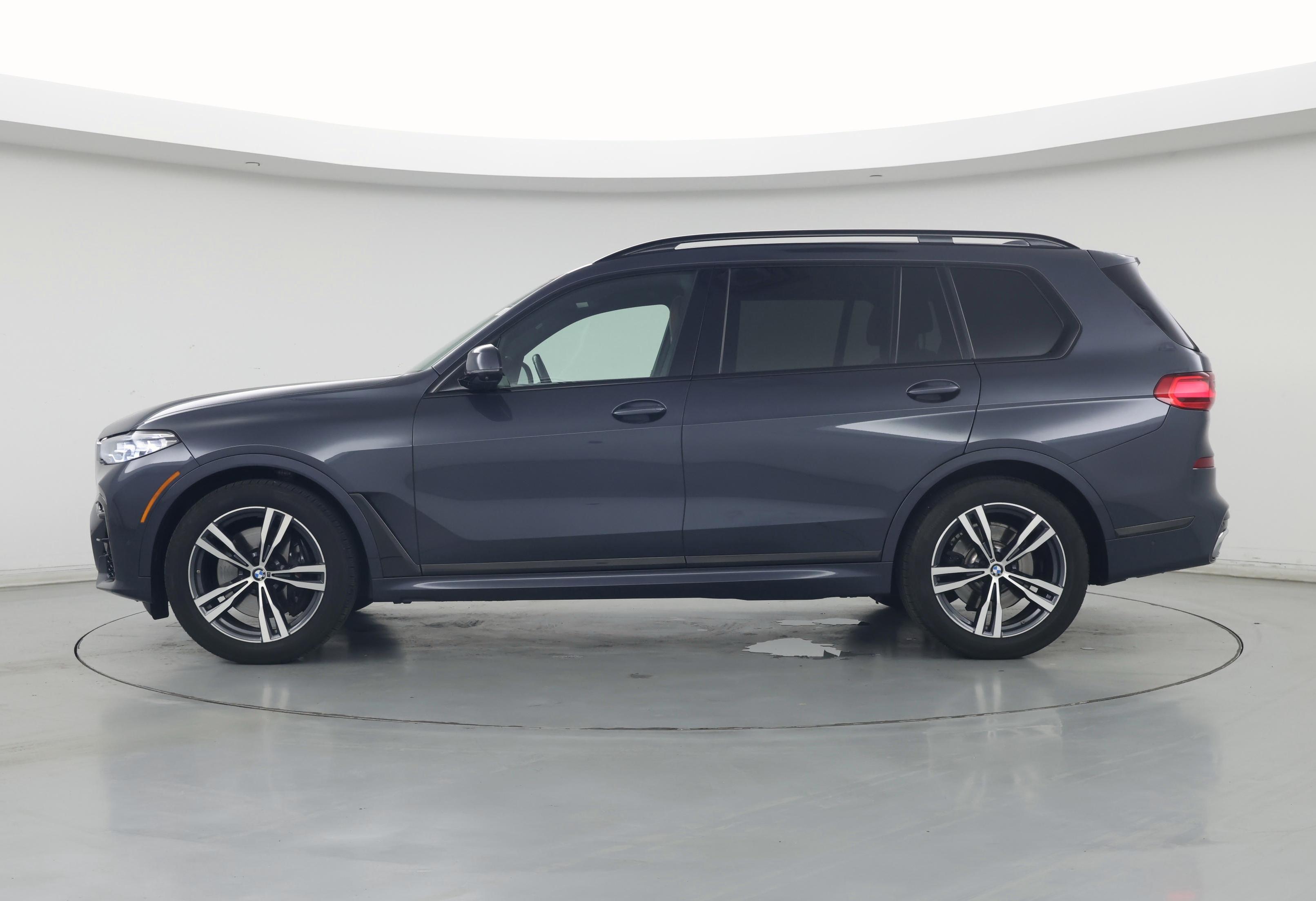 Thumbnail: 2021 BMW X7 - 3