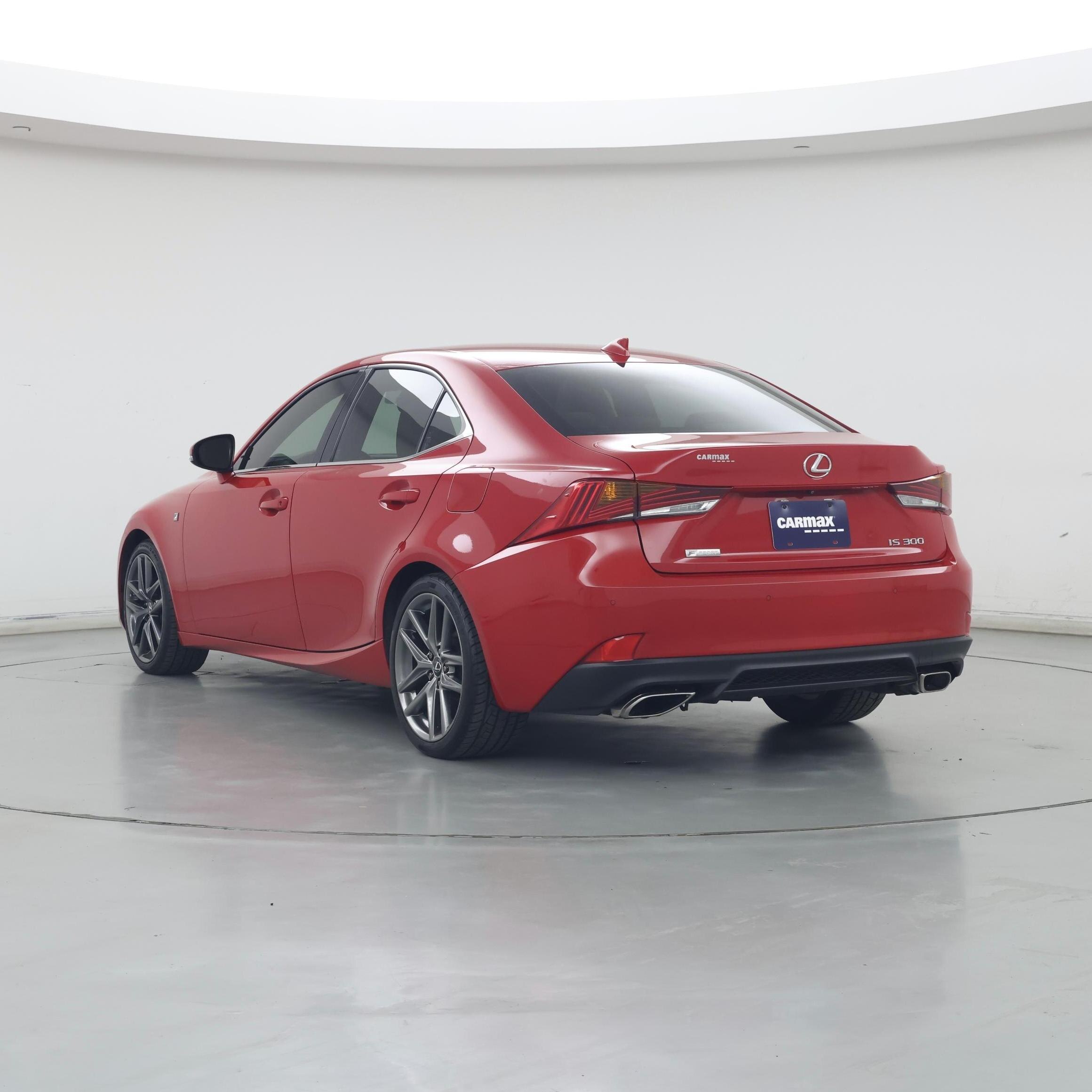 Thumbnail: 2019 Lexus IS - 2
