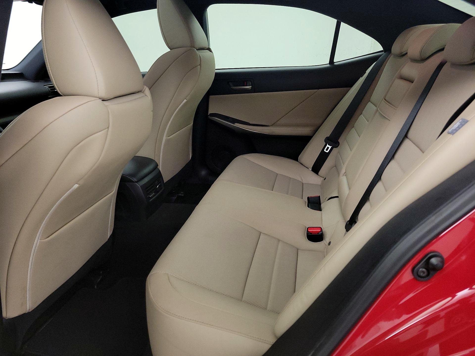 Thumbnail: 2019 Lexus IS - 20