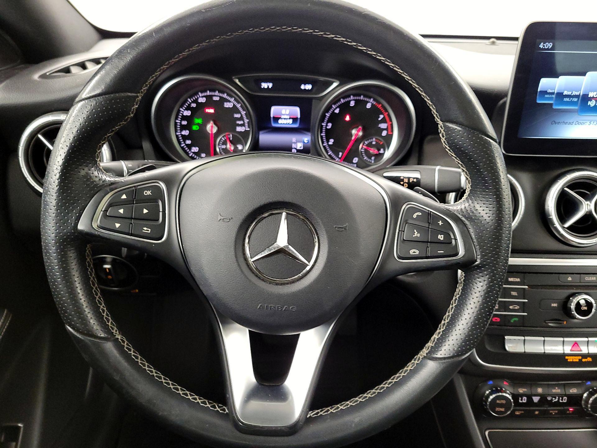 Thumbnail: 2018 Mercedes-Benz CLA - 10