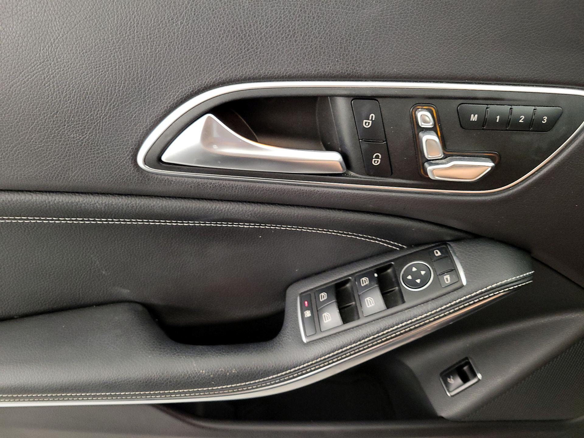 Thumbnail: 2018 Mercedes-Benz CLA - 12