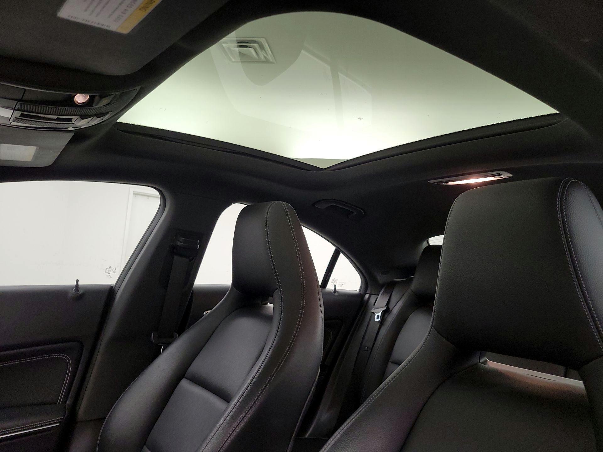 Thumbnail: 2018 Mercedes-Benz CLA - 19