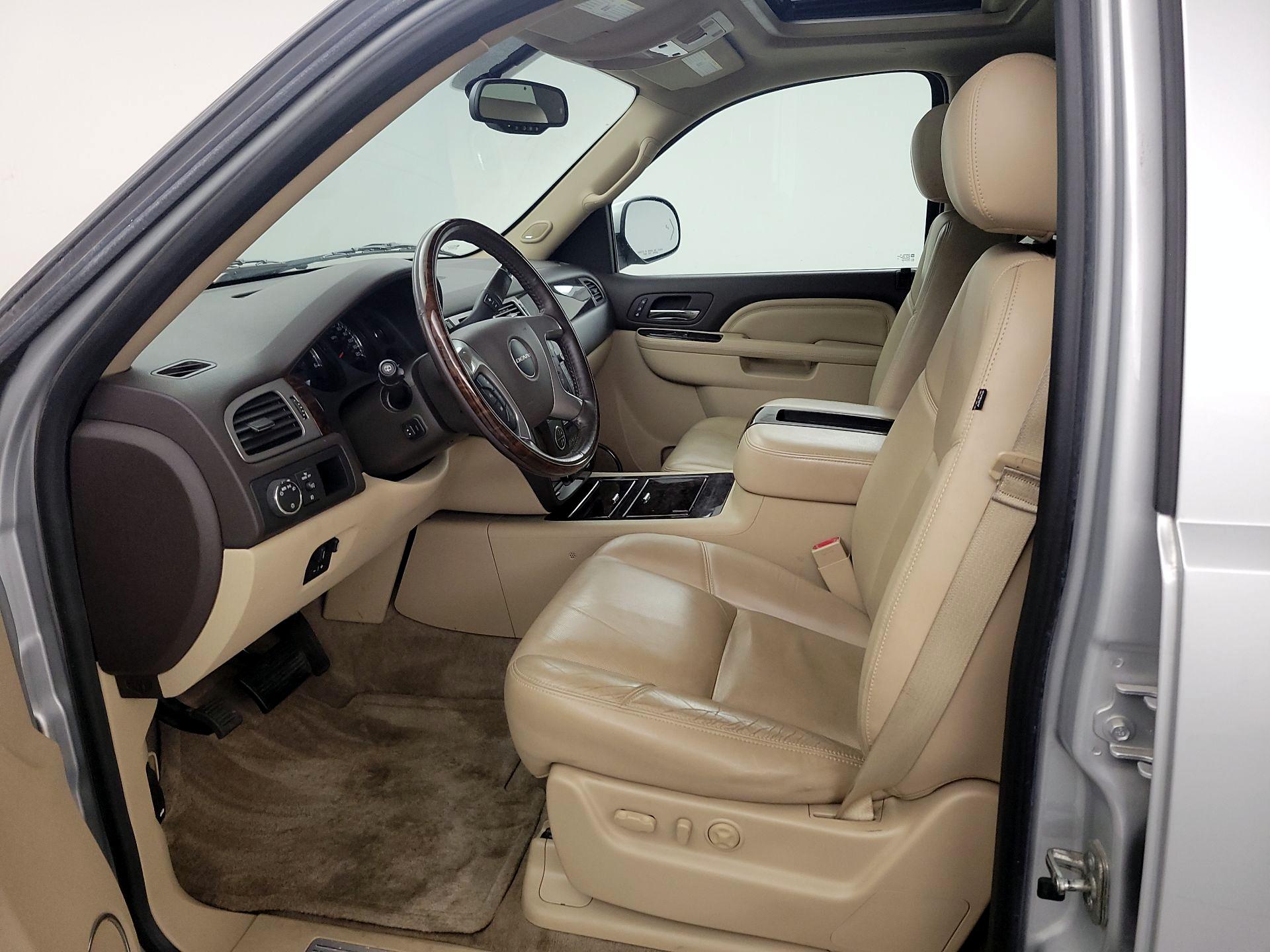 Thumbnail: 2013 GMC Yukon XL - 11