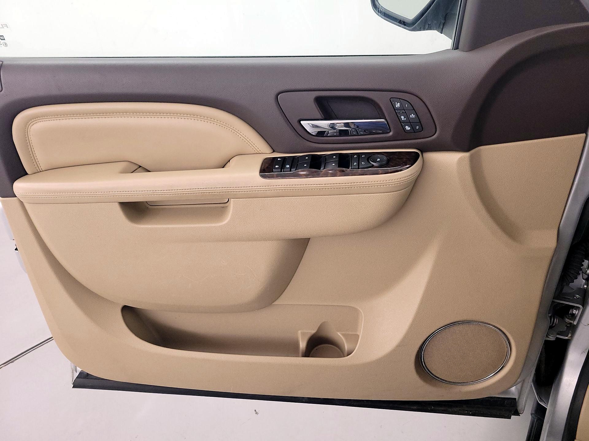 Thumbnail: 2013 GMC Yukon XL - 12