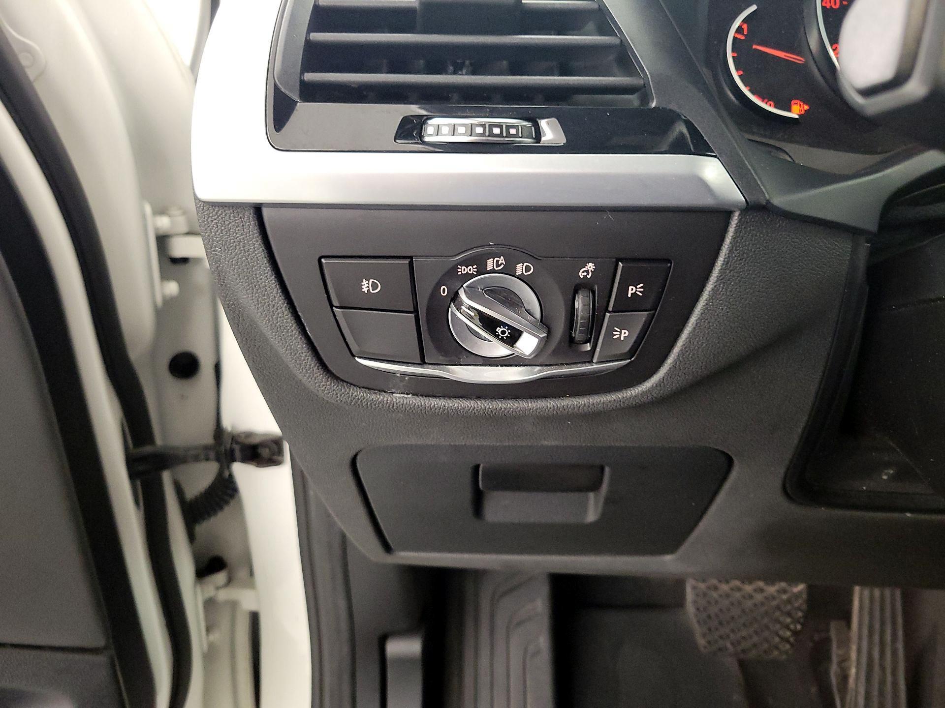 Thumbnail: 2019 BMW X3 - 13
