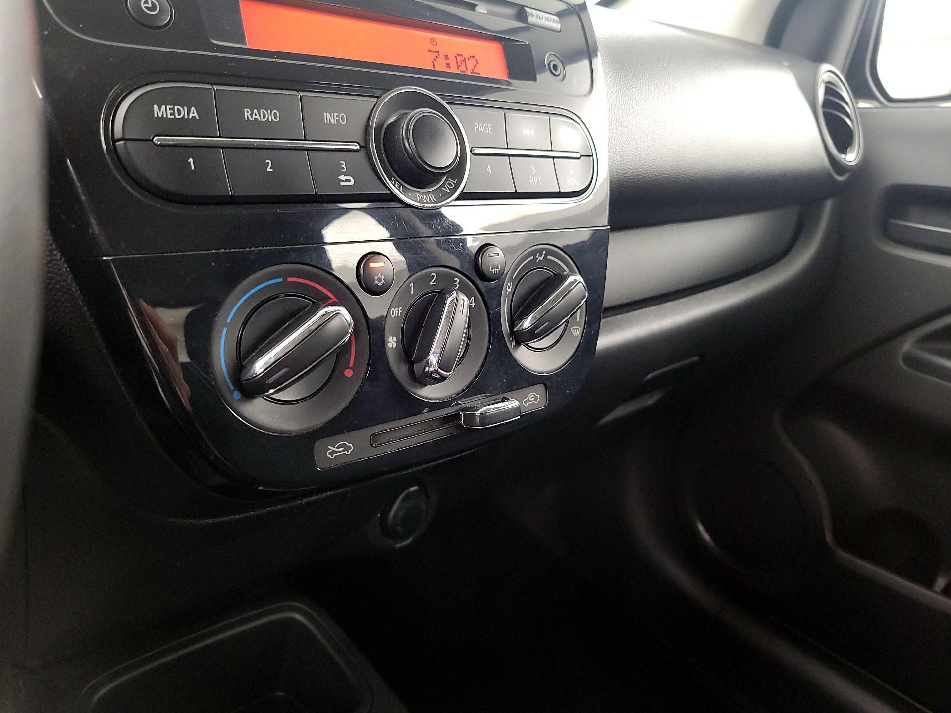 Thumbnail: 2017 Mitsubishi Mirage - 15