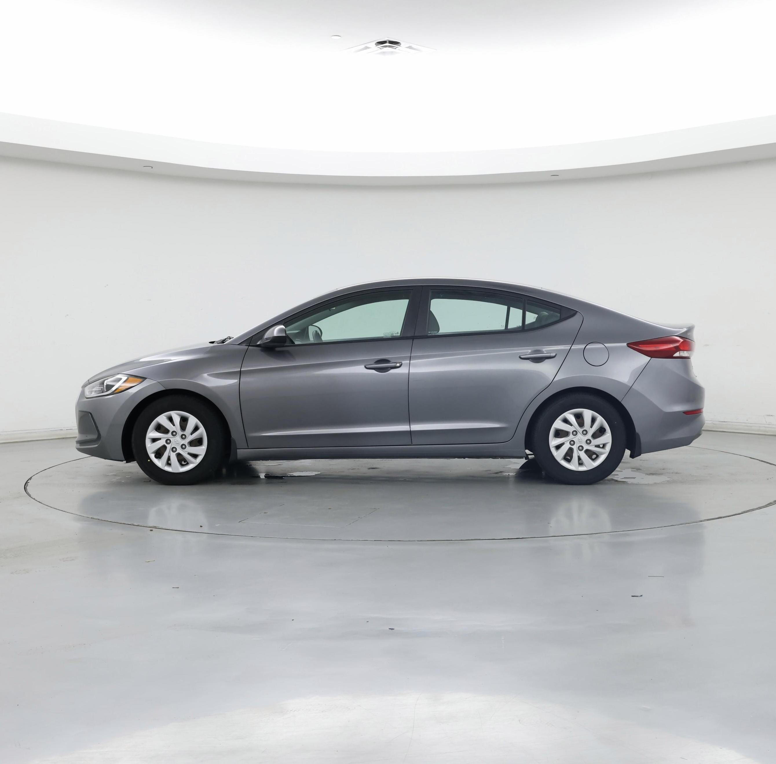 Thumbnail: 2018 Hyundai Elantra - 3