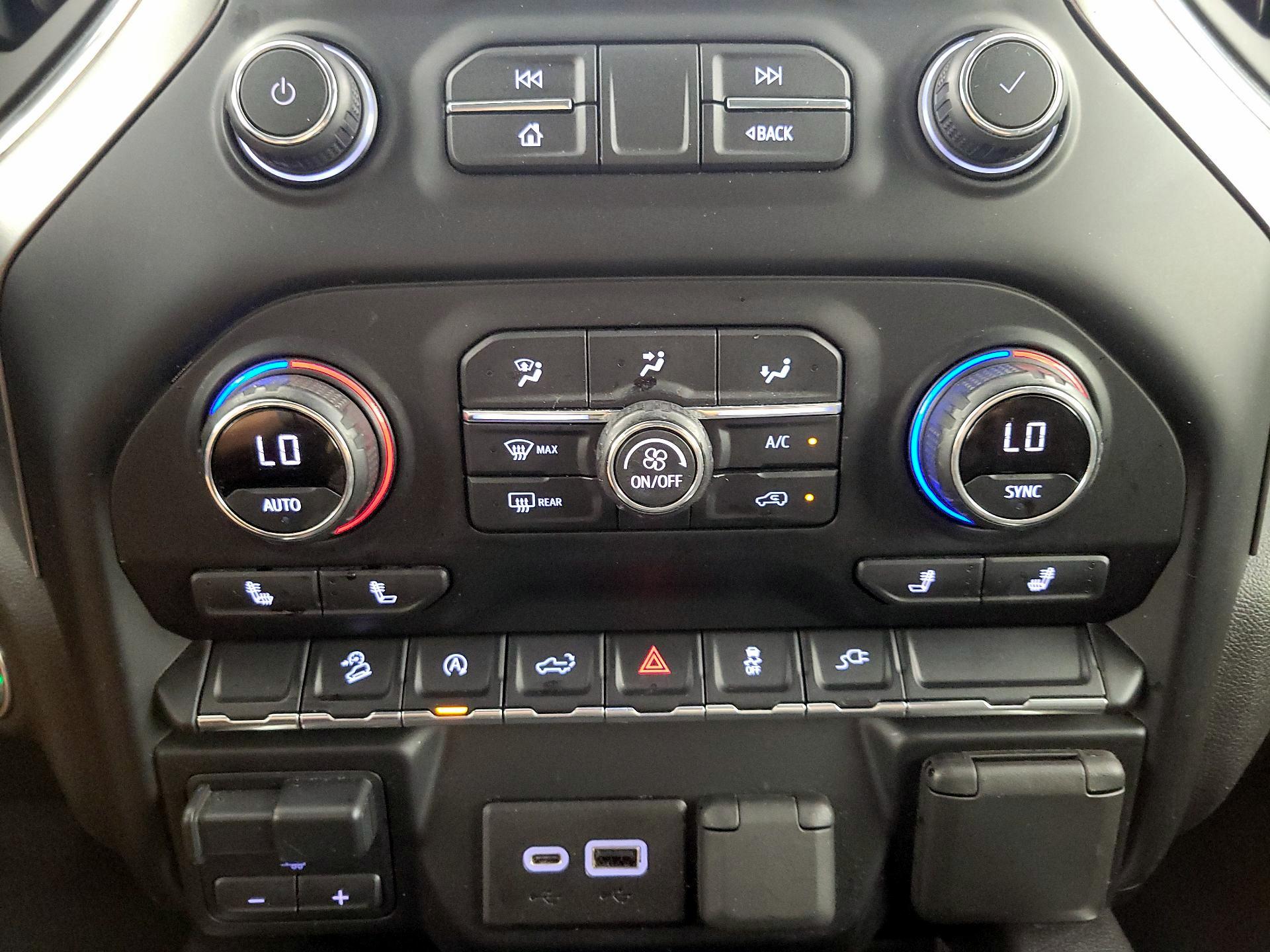 Thumbnail: 2020 Chevrolet Silverado 1500 - 16
