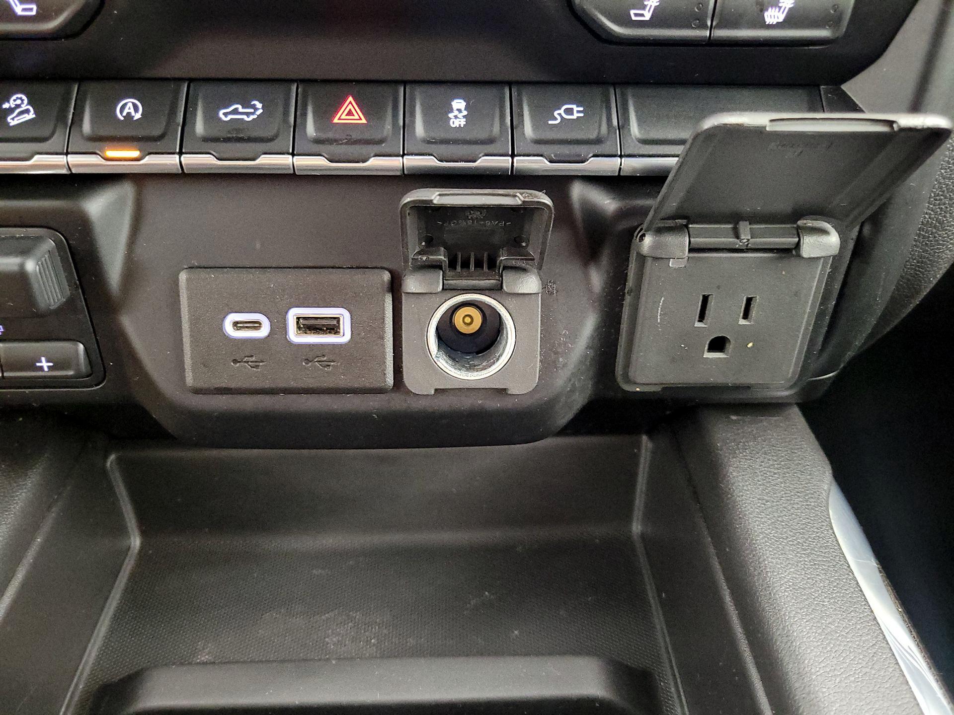 Thumbnail: 2020 Chevrolet Silverado 1500 - 18