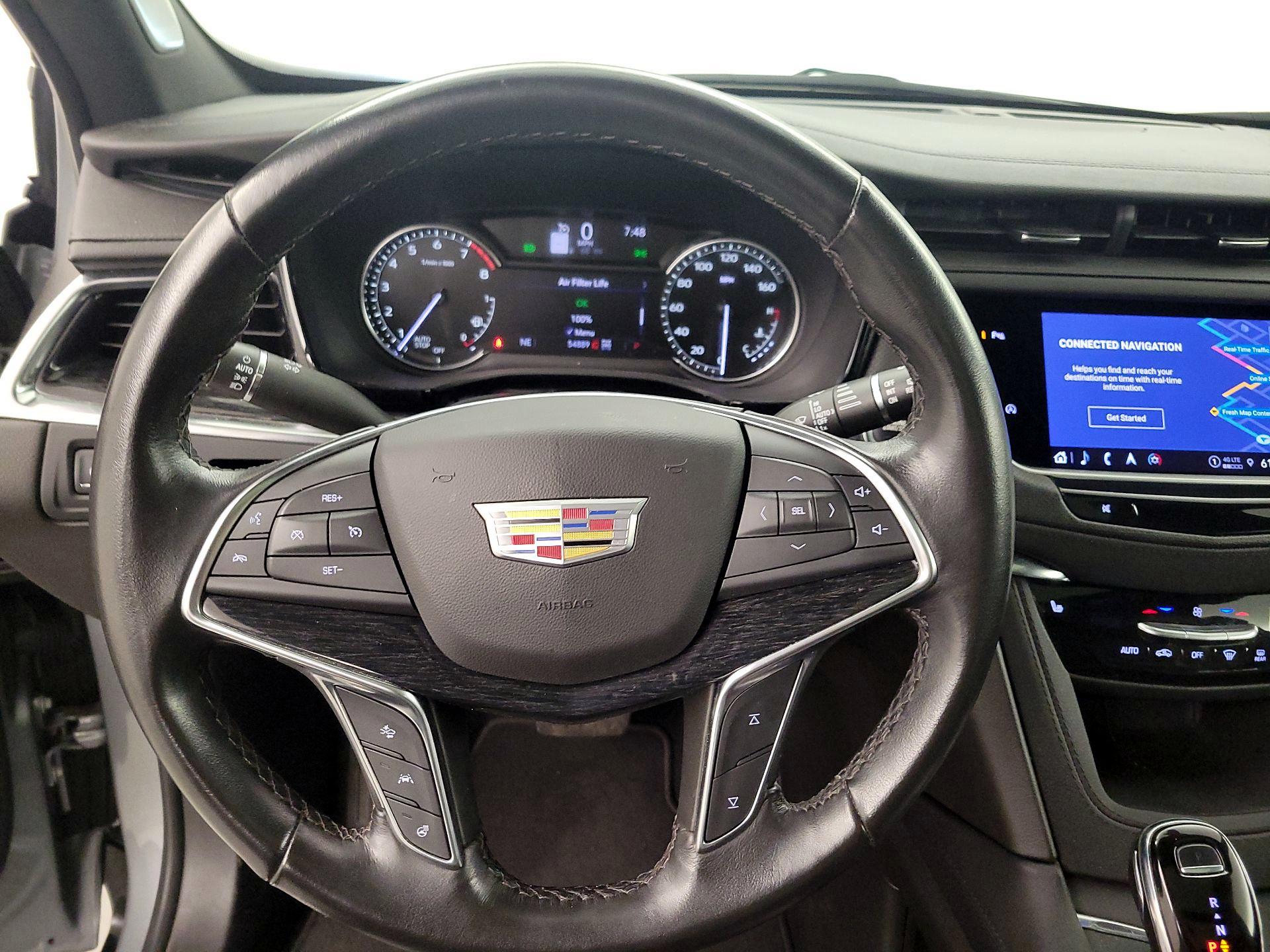 Thumbnail: 2023 Cadillac XT5 - 10
