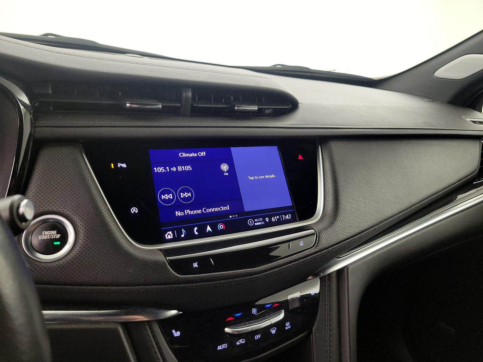 Thumbnail: 2023 Cadillac XT5 - 16