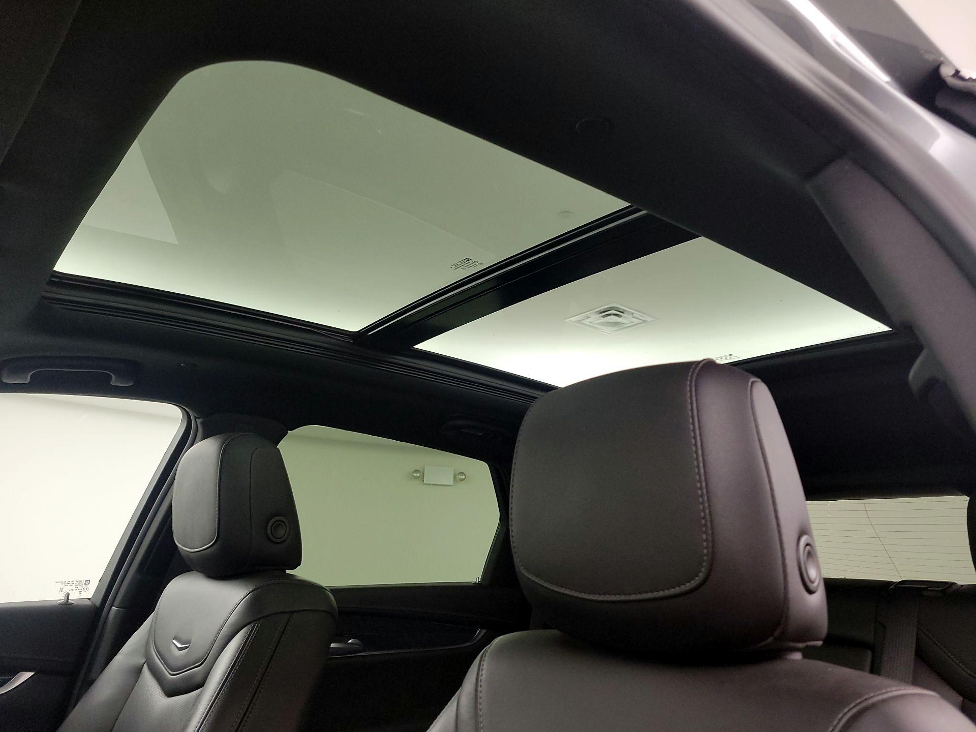 Thumbnail: 2023 Cadillac XT5 - 20