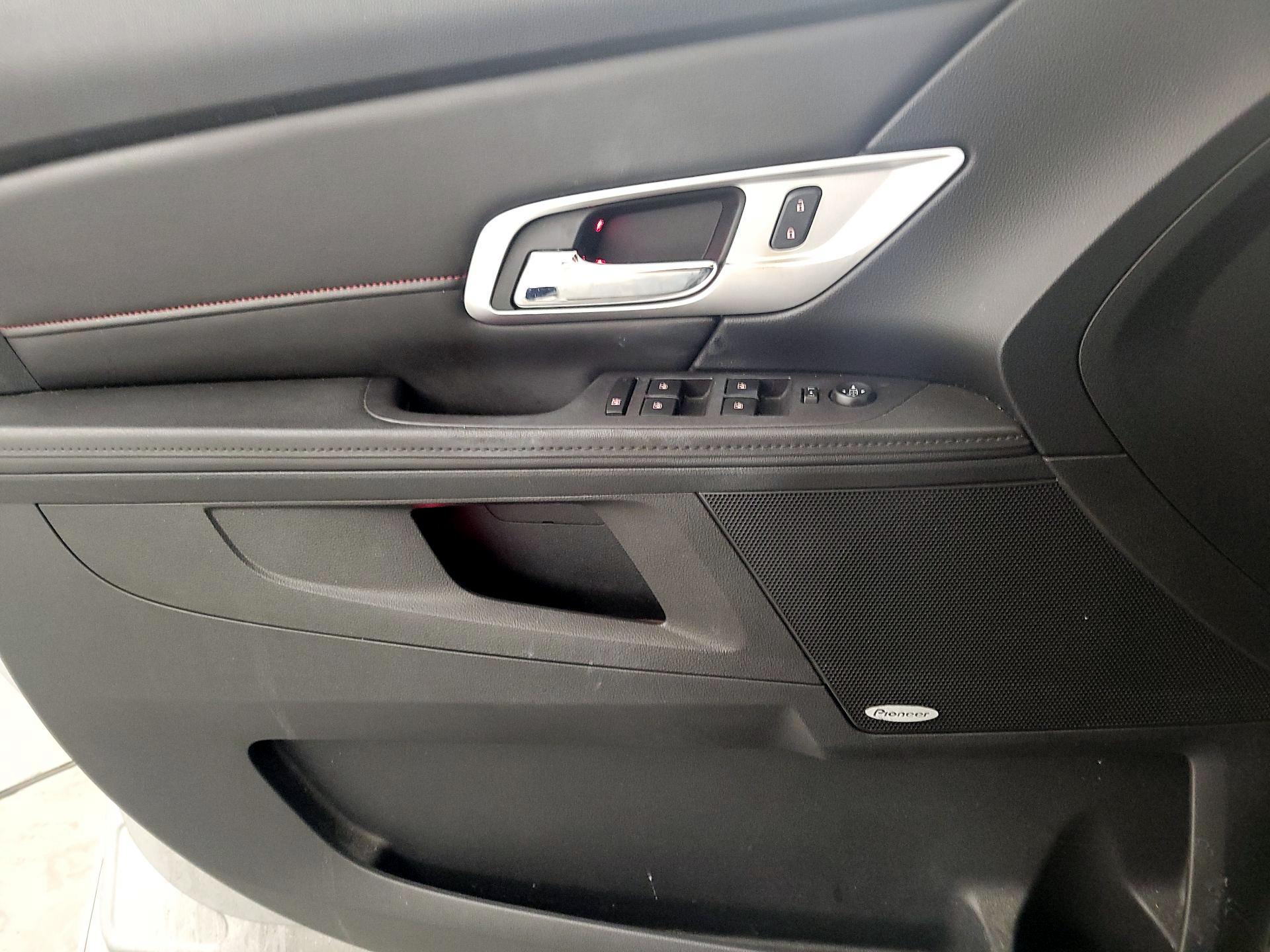 Thumbnail: 2016 GMC Terrain - 12