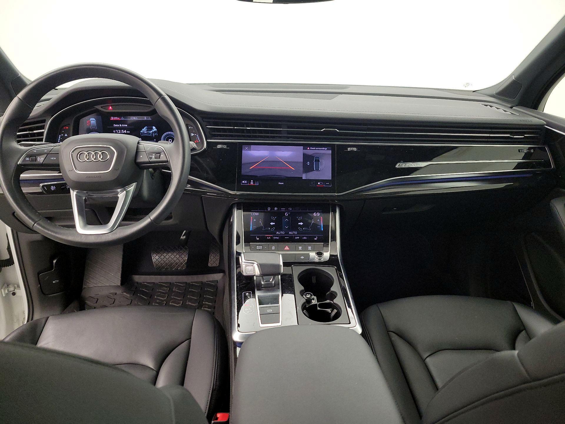 Thumbnail: 2023 Audi Q7 - 9