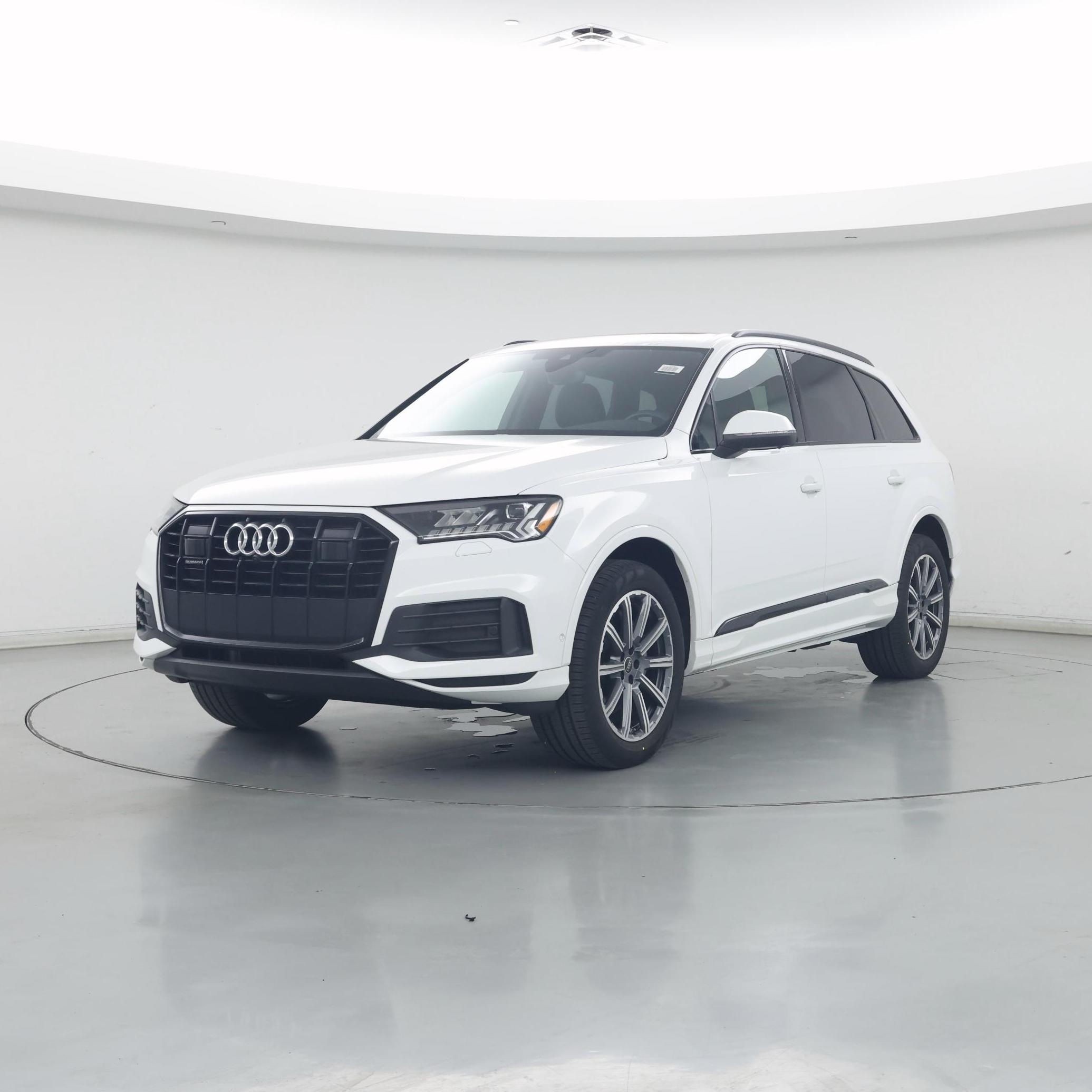 Thumbnail: 2023 Audi Q7 - 4
