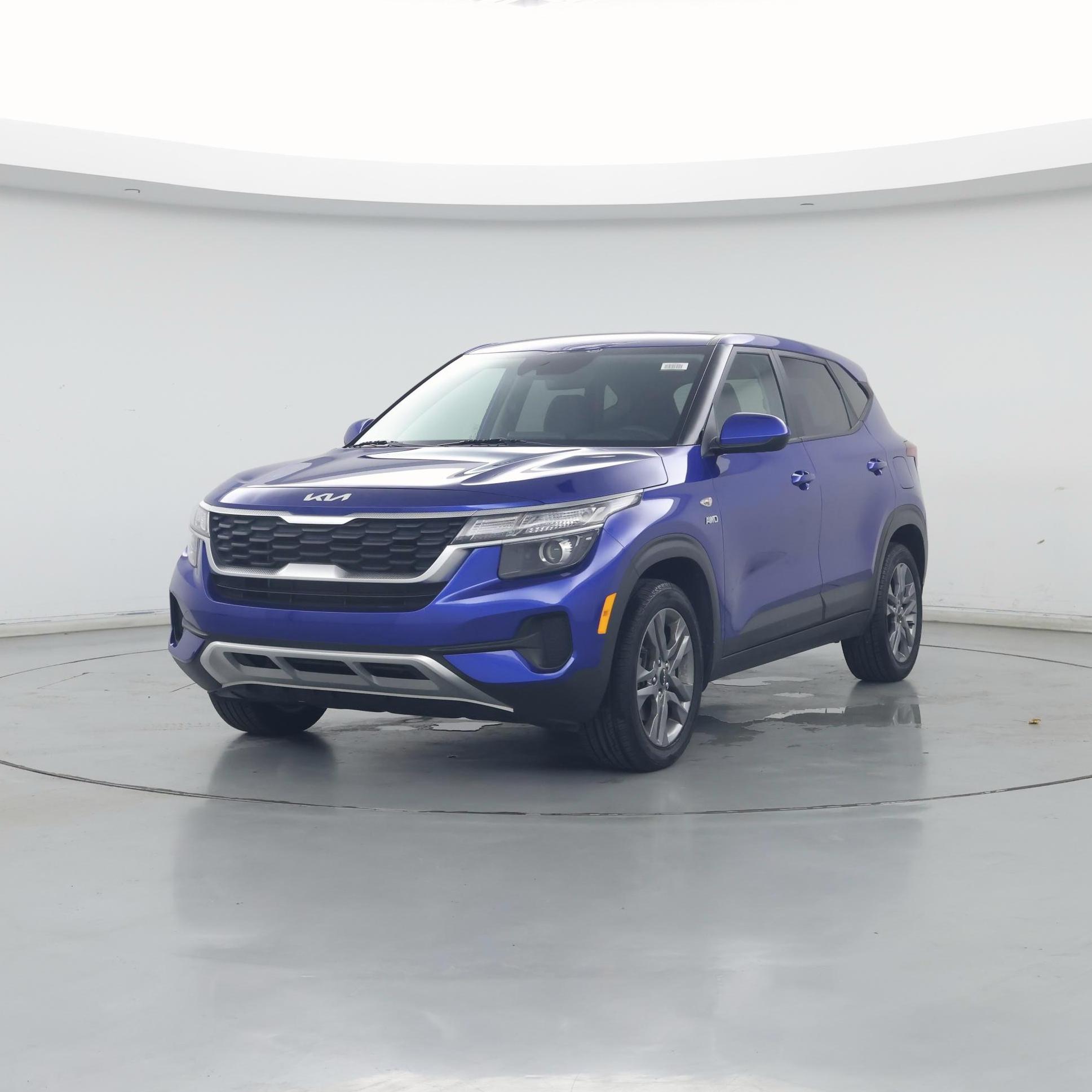 Thumbnail: 2022 Kia Seltos - 4