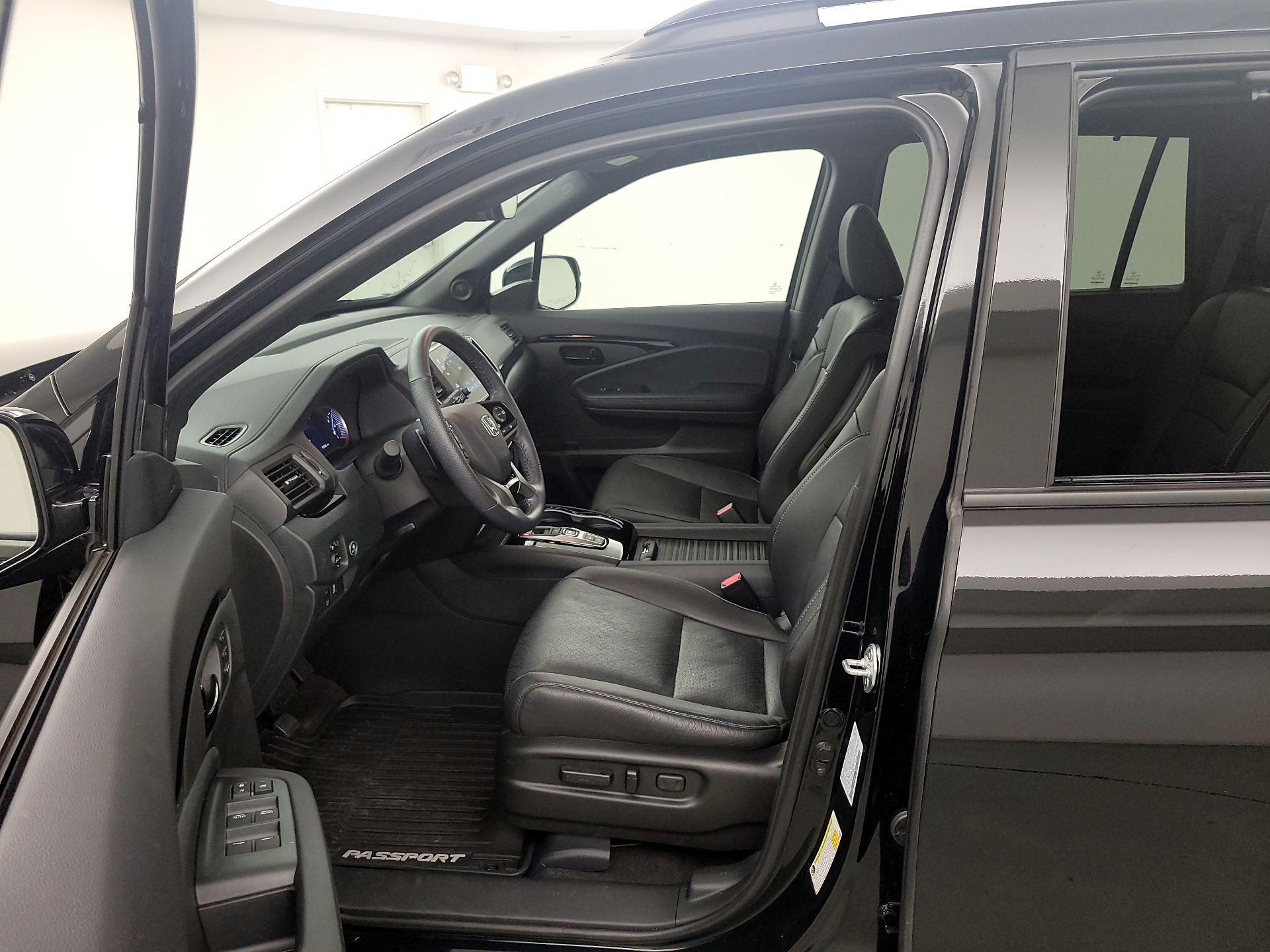 Thumbnail: 2023 Honda Passport - 11