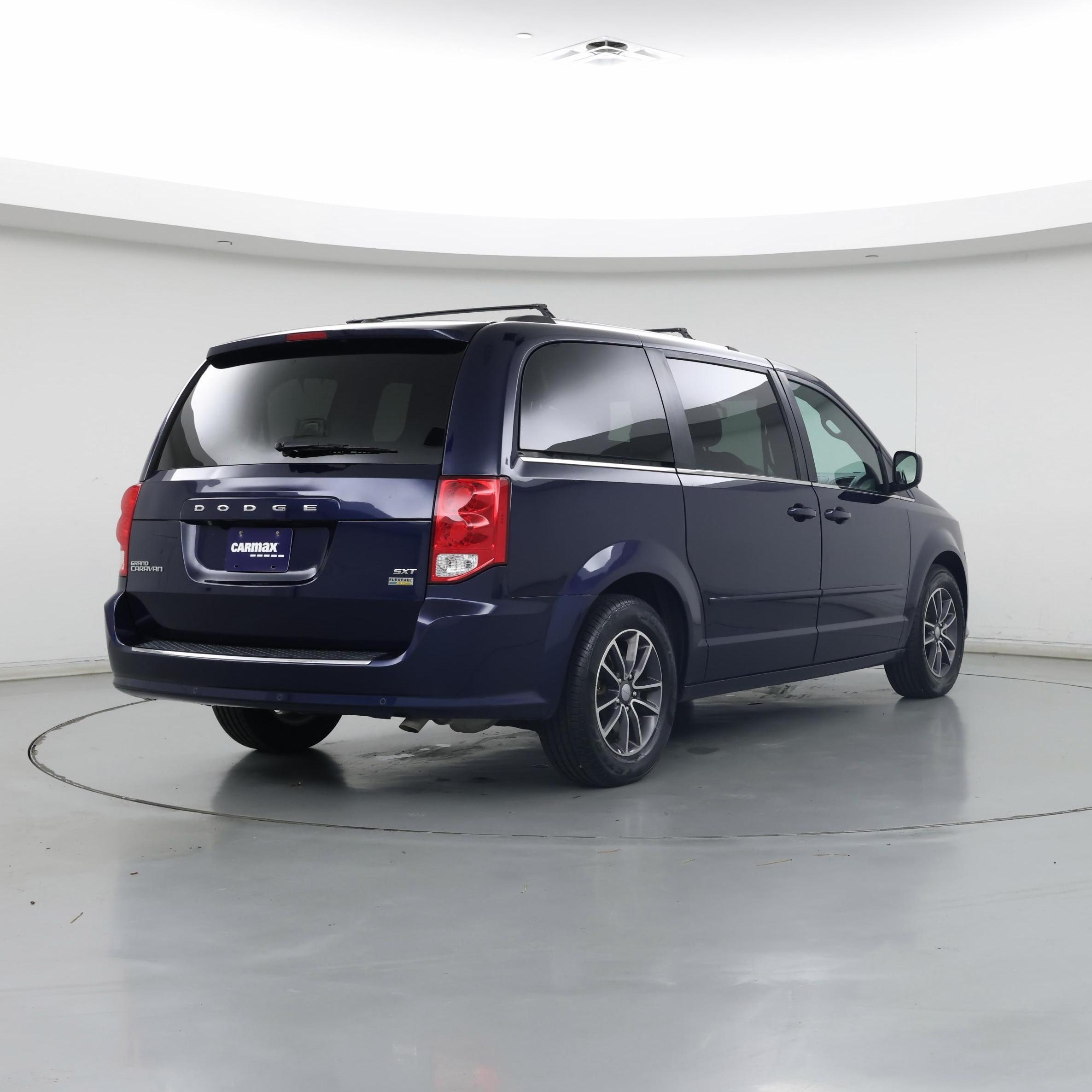 Thumbnail: 2017 Dodge Grand Caravan - 8