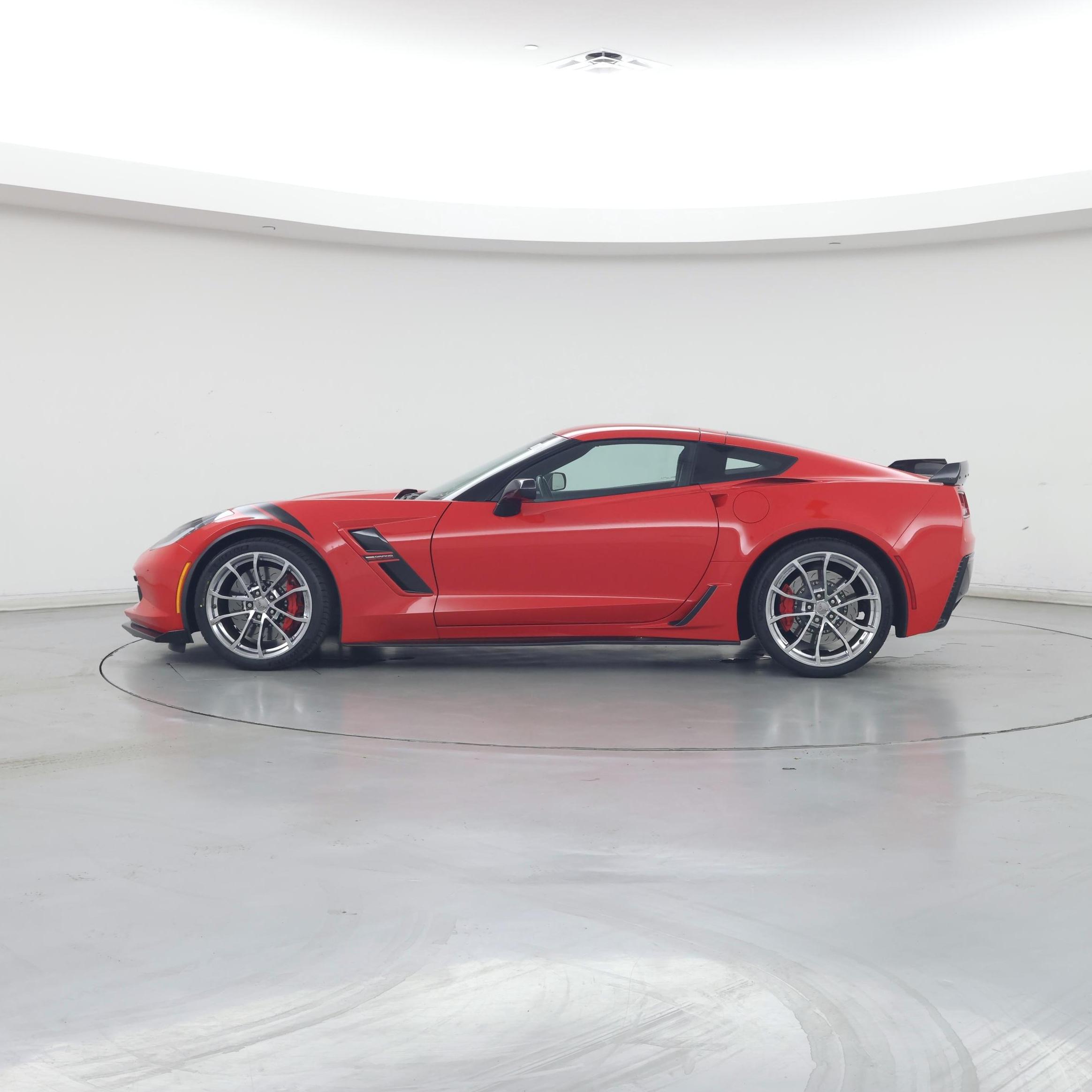 Thumbnail: 2017 Chevrolet Corvette - 3