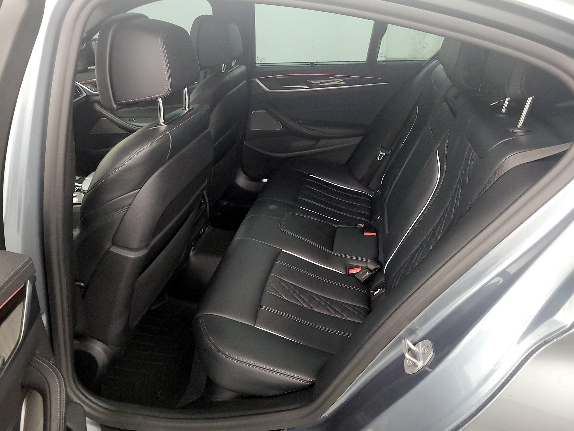 Thumbnail: 2021 BMW 5 Series - 20