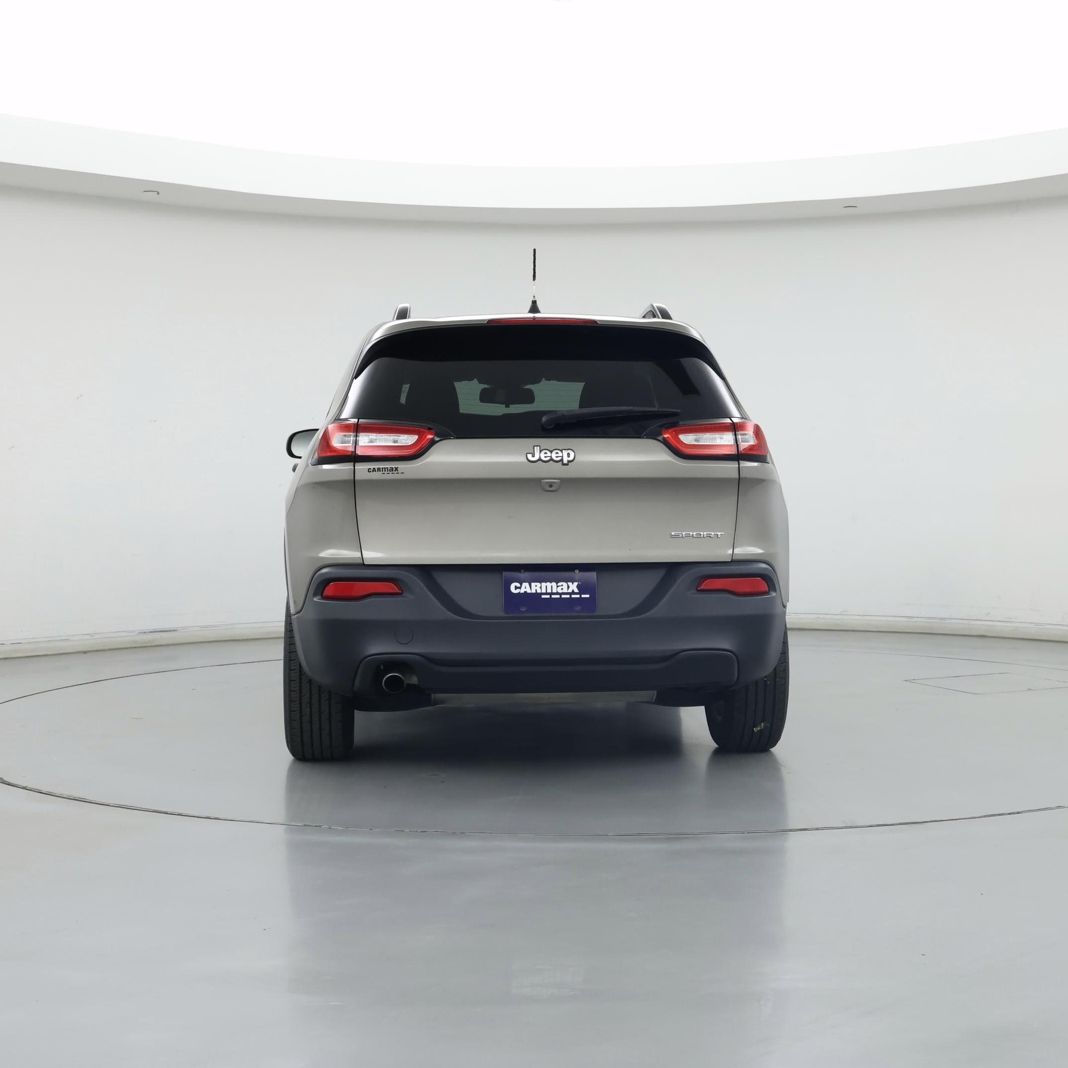 Thumbnail: 2017 Jeep Cherokee - 6
