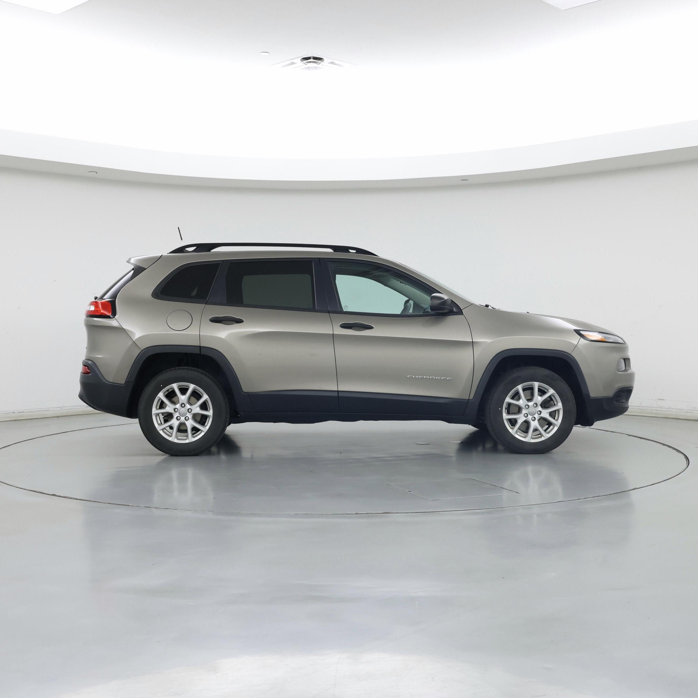 Thumbnail: 2017 Jeep Cherokee - 7