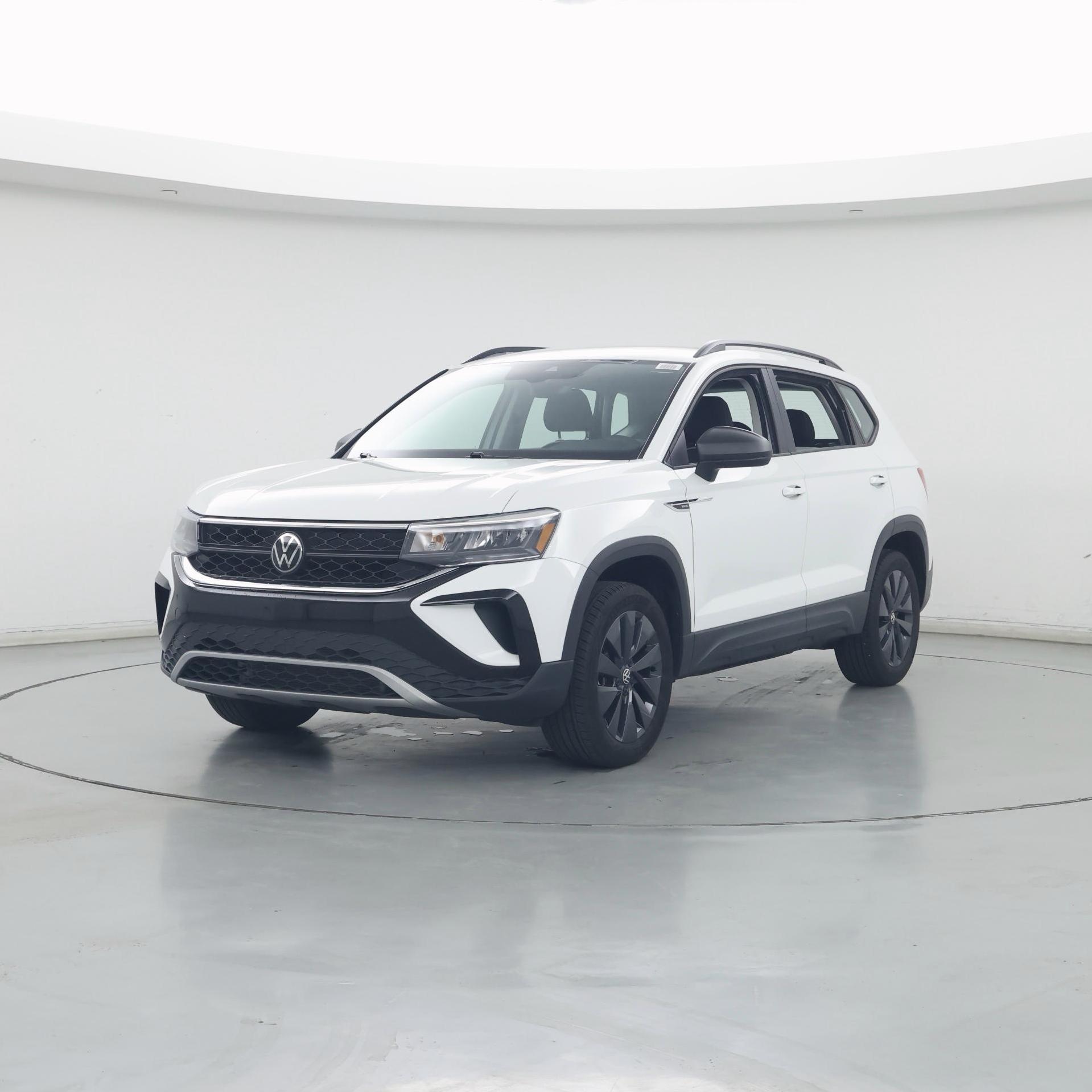 Thumbnail: 2023 Volkswagen Taos - 4