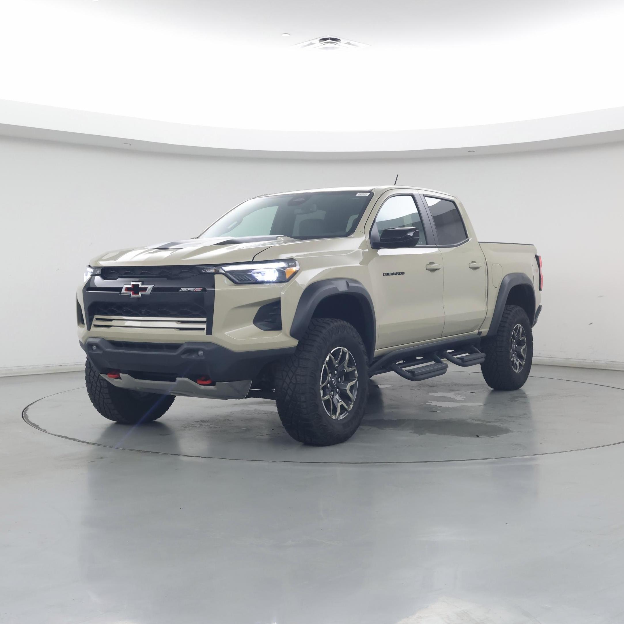 Thumbnail: 2024 Chevrolet Colorado - 4