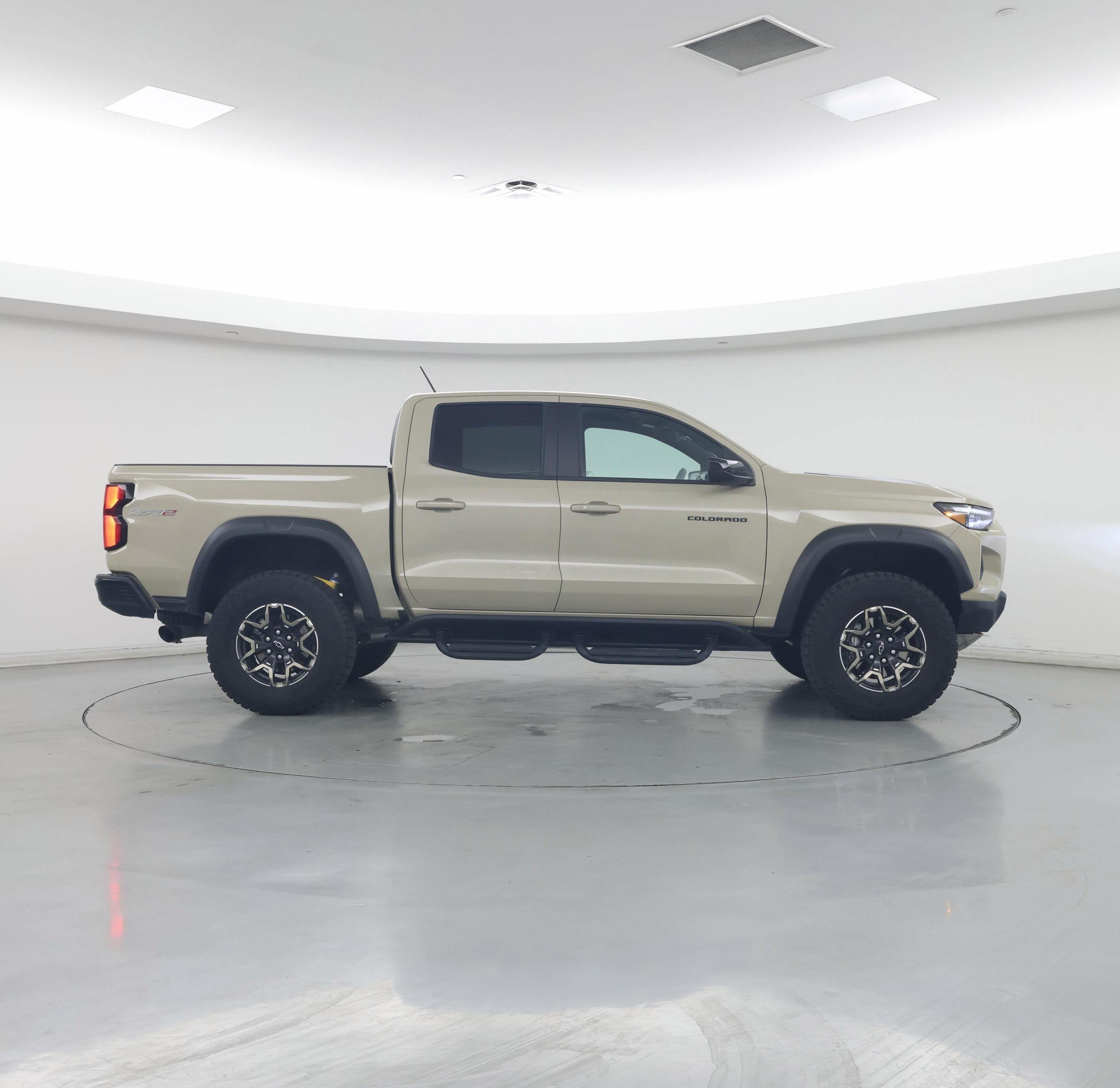 Thumbnail: 2024 Chevrolet Colorado - 7