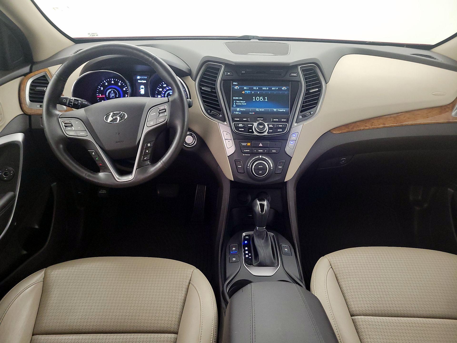 Thumbnail: 2015 Hyundai Santa Fe - 9