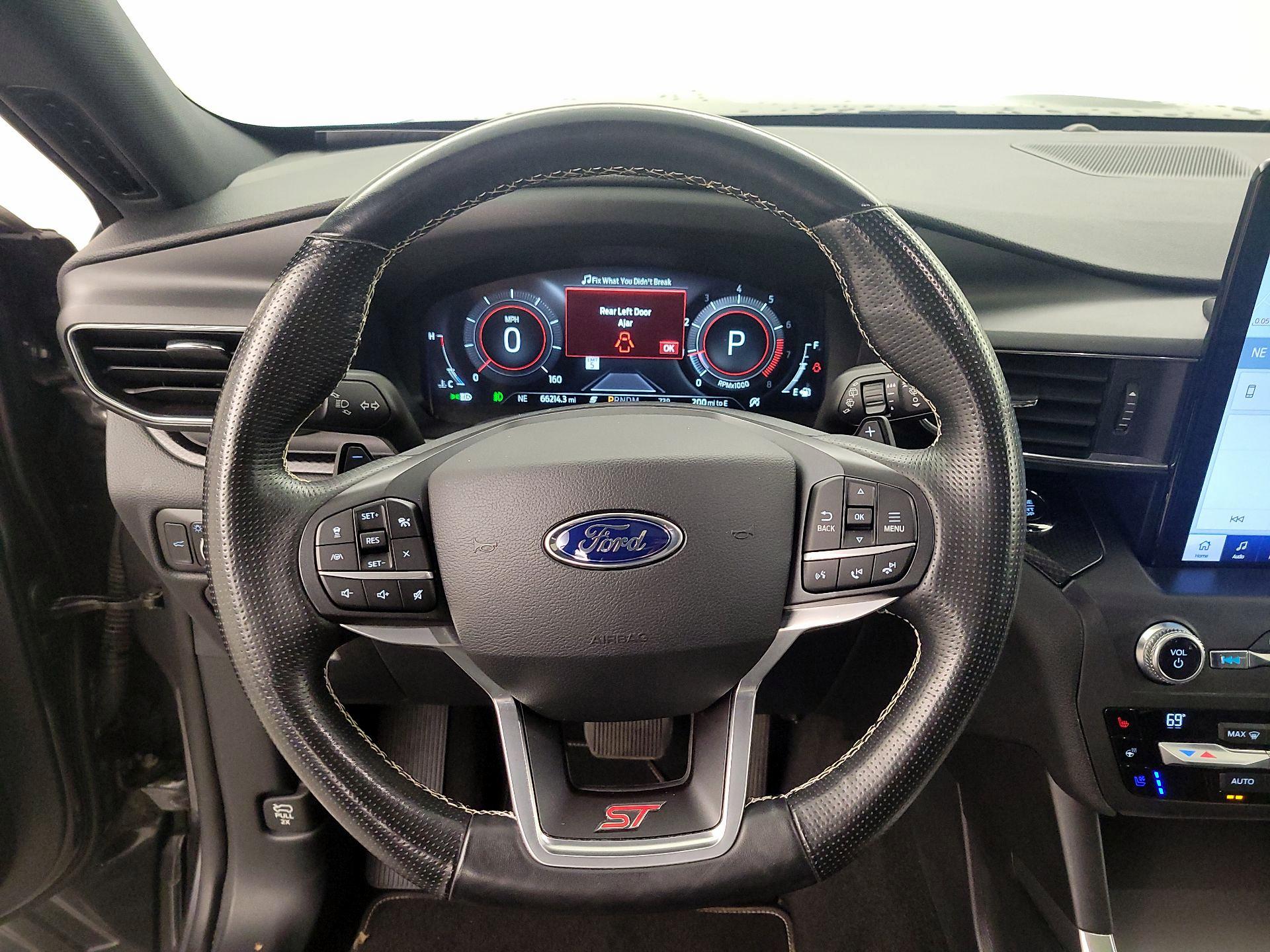 Thumbnail: 2020 Ford Explorer - 10
