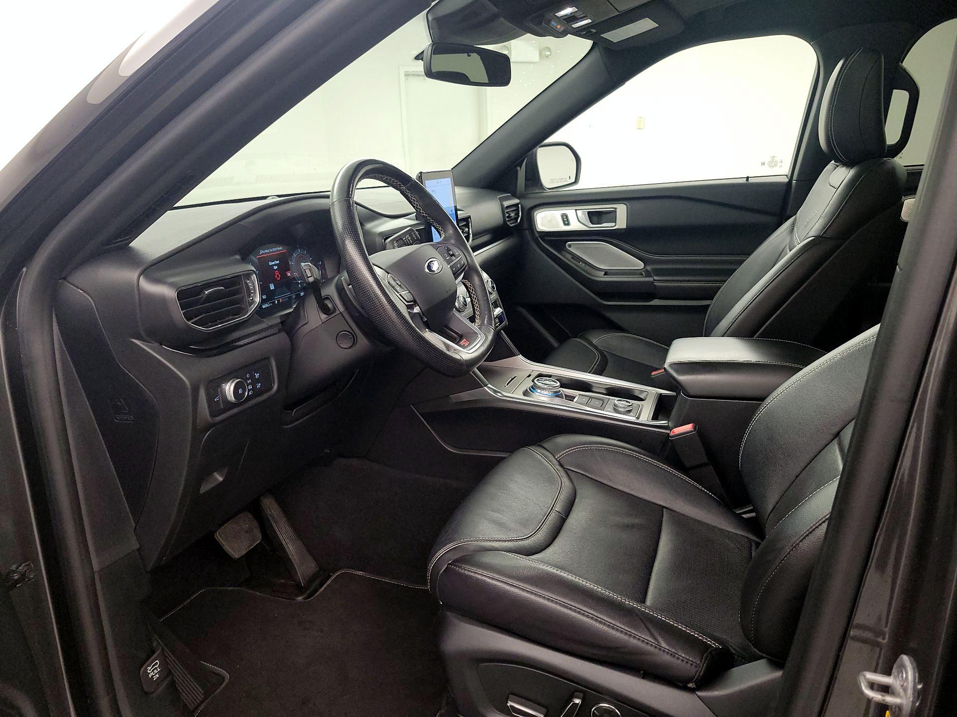 Thumbnail: 2020 Ford Explorer - 11