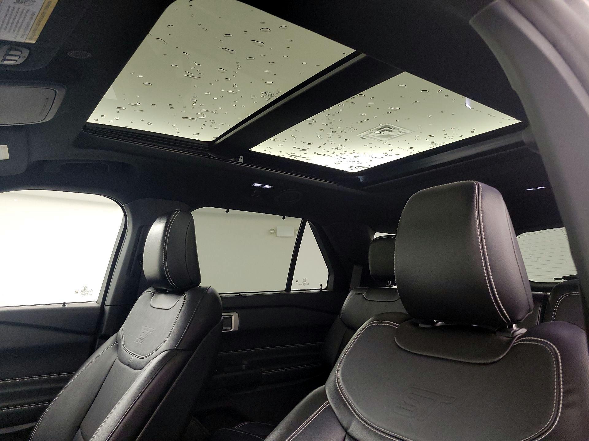 Thumbnail: 2020 Ford Explorer - 20