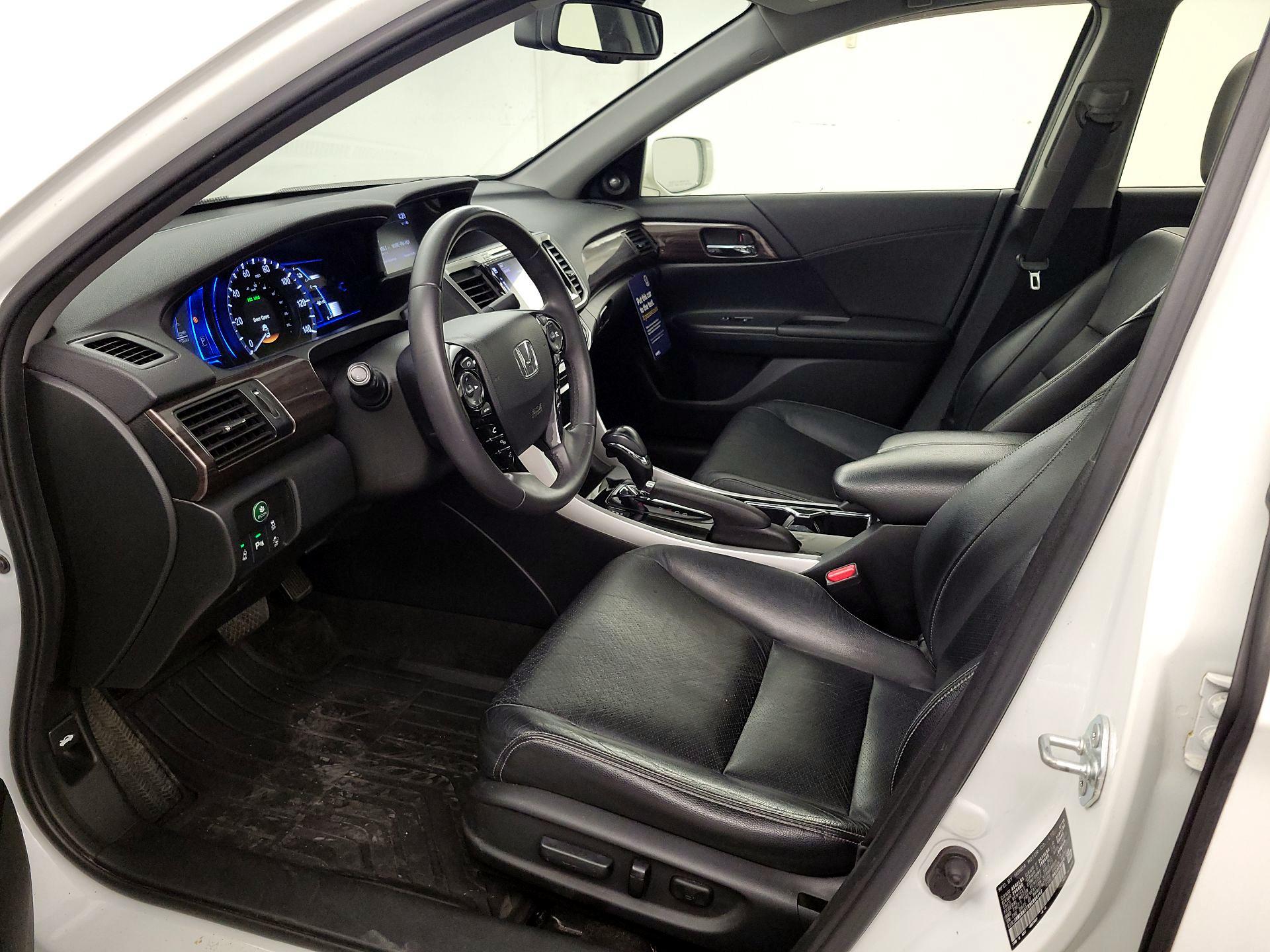 Thumbnail: 2017 Honda Accord - 11