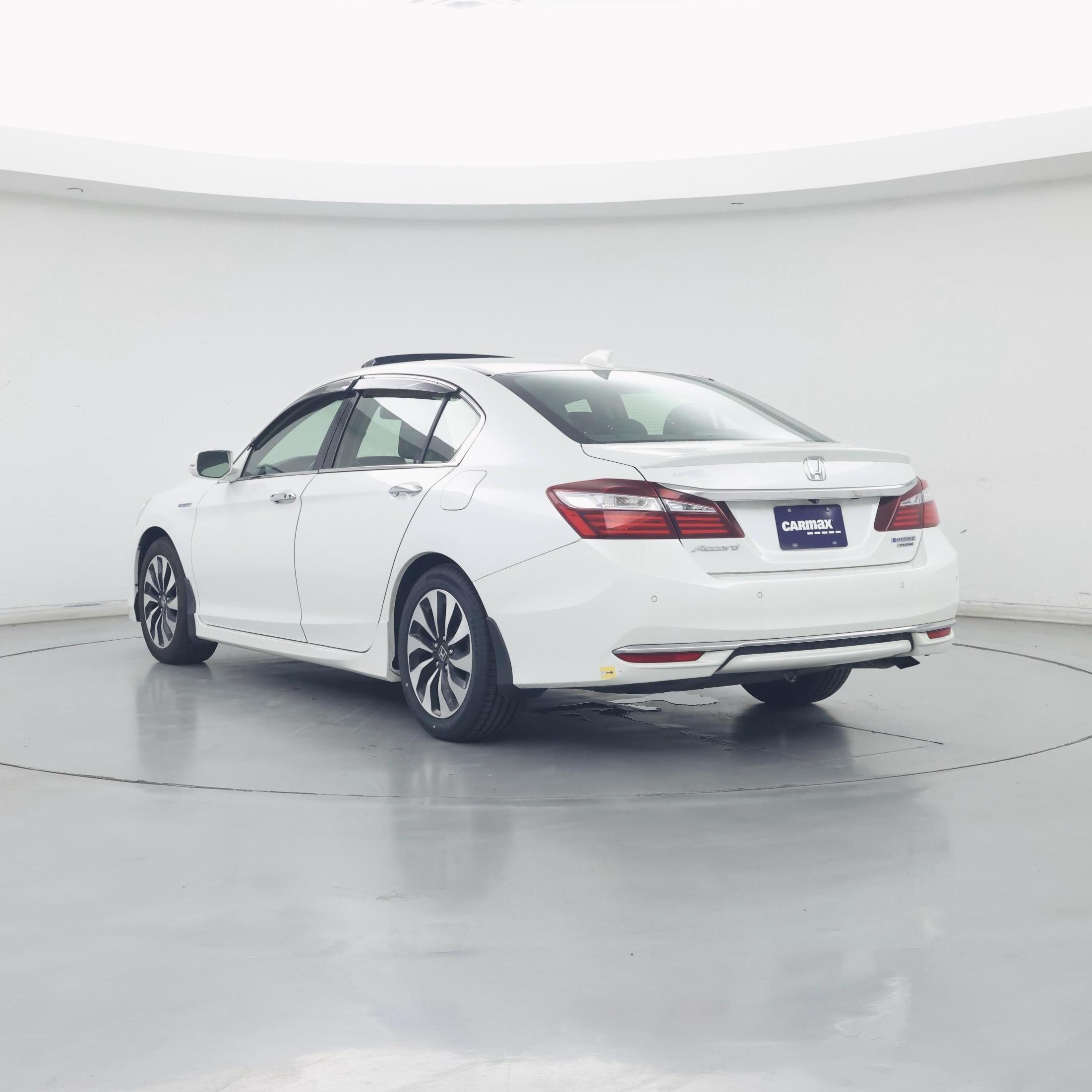 Thumbnail: 2017 Honda Accord - 2